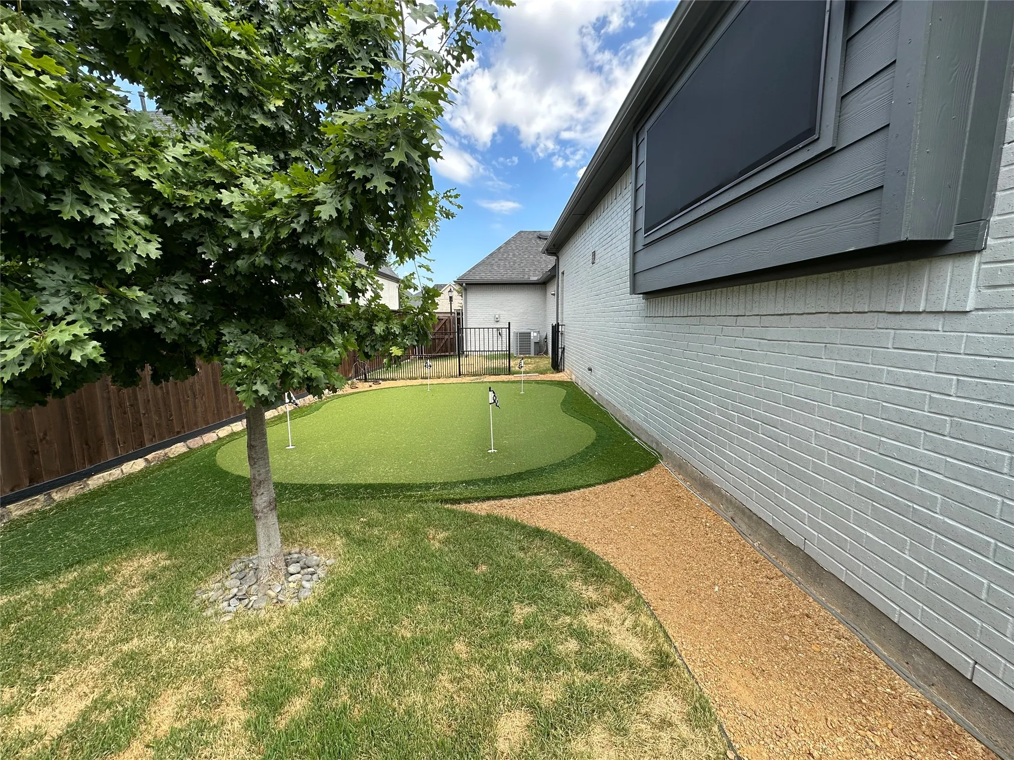 Putting green