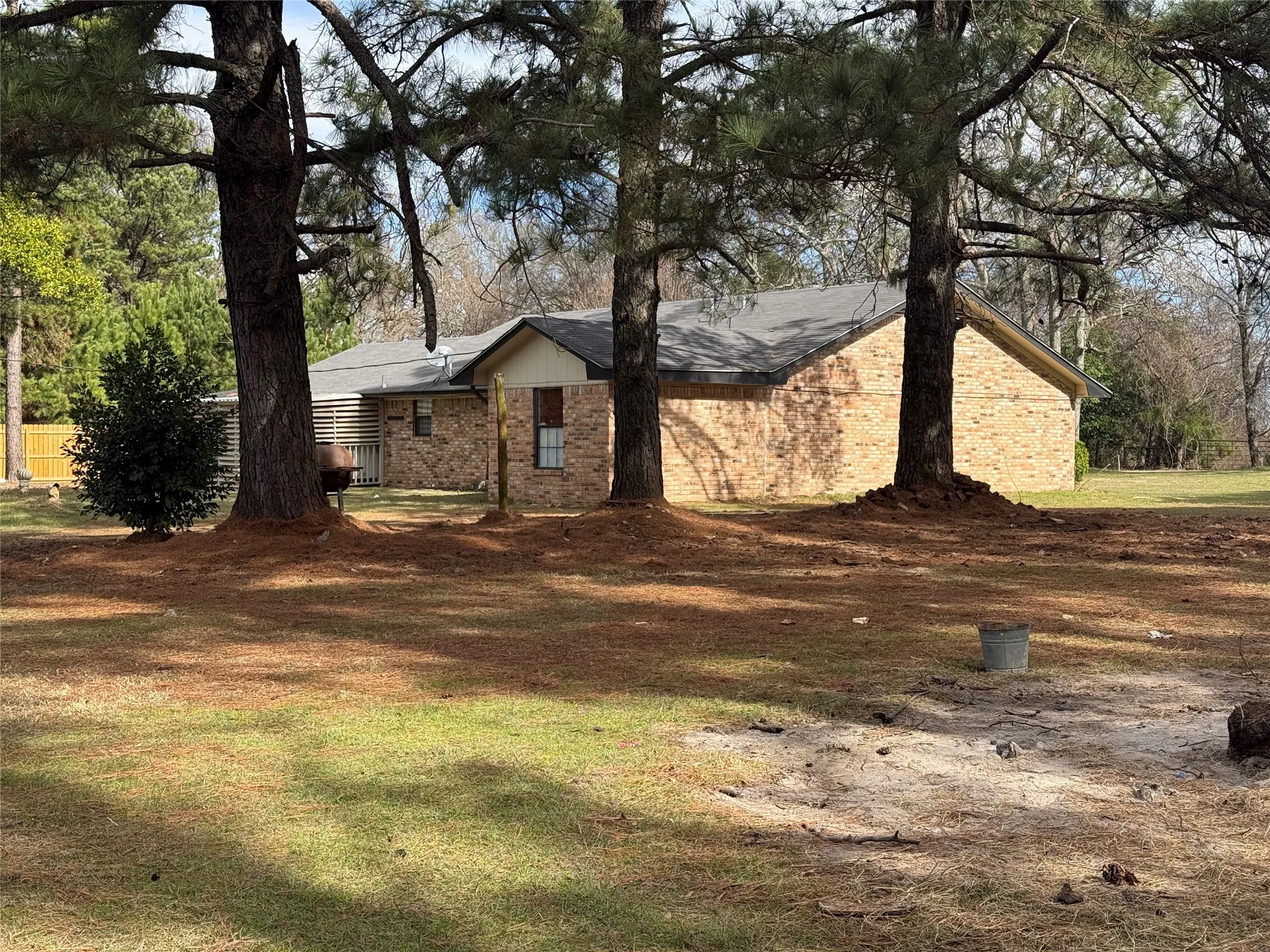Single Family Residence For Sale in Titus County , 254 County Road 3225, Mt Pleasant, Texas 75455, 4 Bedroom, 2 Bathroom, 2 Garage spaces, 1,894 Sqft, built in 1987, mls#21384701, Real Estate Agent in Mt Pleasant, Homes For Sale in Titus county, Homes For Sale in Mt Pleasant, Realtor in Mt Pleasant Texas, Real Estate Brokerage Independent Realty Texas, Luminita Cordes Realtor