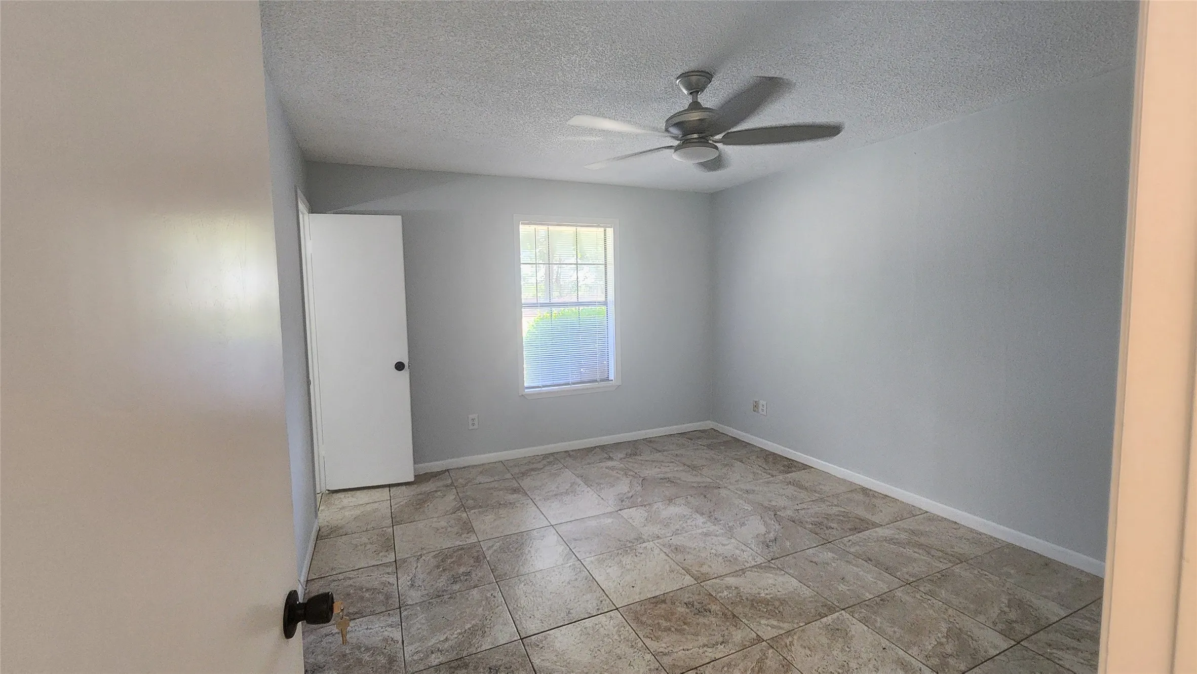 Single Family Residence For Sale in Titus County , 254 County Road 3225, Mt Pleasant, Texas 75455, 4 Bedroom, 2 Bathroom, 2 Garage spaces, 1,894 Sqft, built in 1987, mls#21384701, Real Estate Agent in Mt Pleasant, Homes For Sale in Titus county, Homes For Sale in Mt Pleasant, Realtor in Mt Pleasant Texas, Real Estate Brokerage Independent Realty Texas, Luminita Cordes Realtor