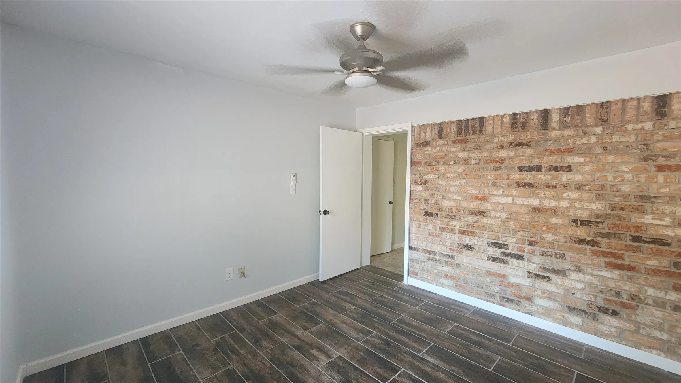 Single Family Residence For Sale in Titus County , 254 County Road 3225, Mt Pleasant, Texas 75455, 4 Bedroom, 2 Bathroom, 2 Garage spaces, 1,894 Sqft, built in 1987, mls#21384701, Real Estate Agent in Mt Pleasant, Homes For Sale in Titus county, Homes For Sale in Mt Pleasant, Realtor in Mt Pleasant Texas, Real Estate Brokerage Independent Realty Texas, Luminita Cordes Realtor