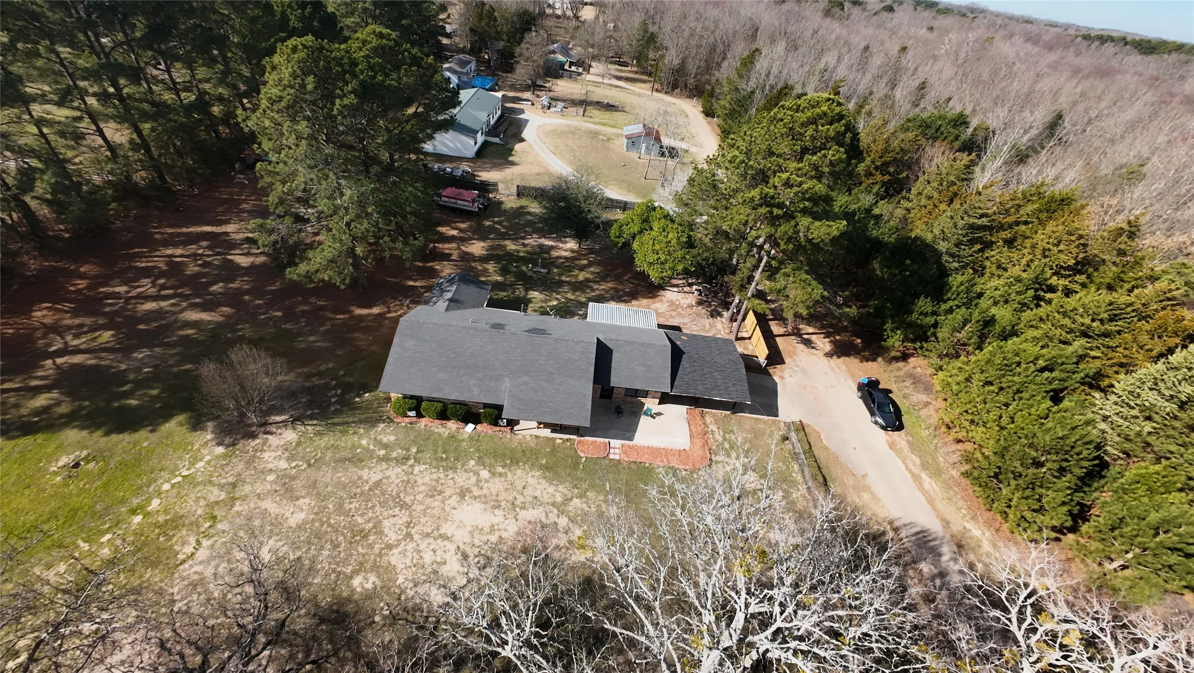 Single Family Residence For Sale in Titus County , 254 County Road 3225, Mt Pleasant, Texas 75455, 4 Bedroom, 2 Bathroom, 2 Garage spaces, 1,894 Sqft, built in 1987, mls#21384701, Real Estate Agent in Mt Pleasant, Homes For Sale in Titus county, Homes For Sale in Mt Pleasant, Realtor in Mt Pleasant Texas, Real Estate Brokerage Independent Realty Texas, Luminita Cordes Realtor