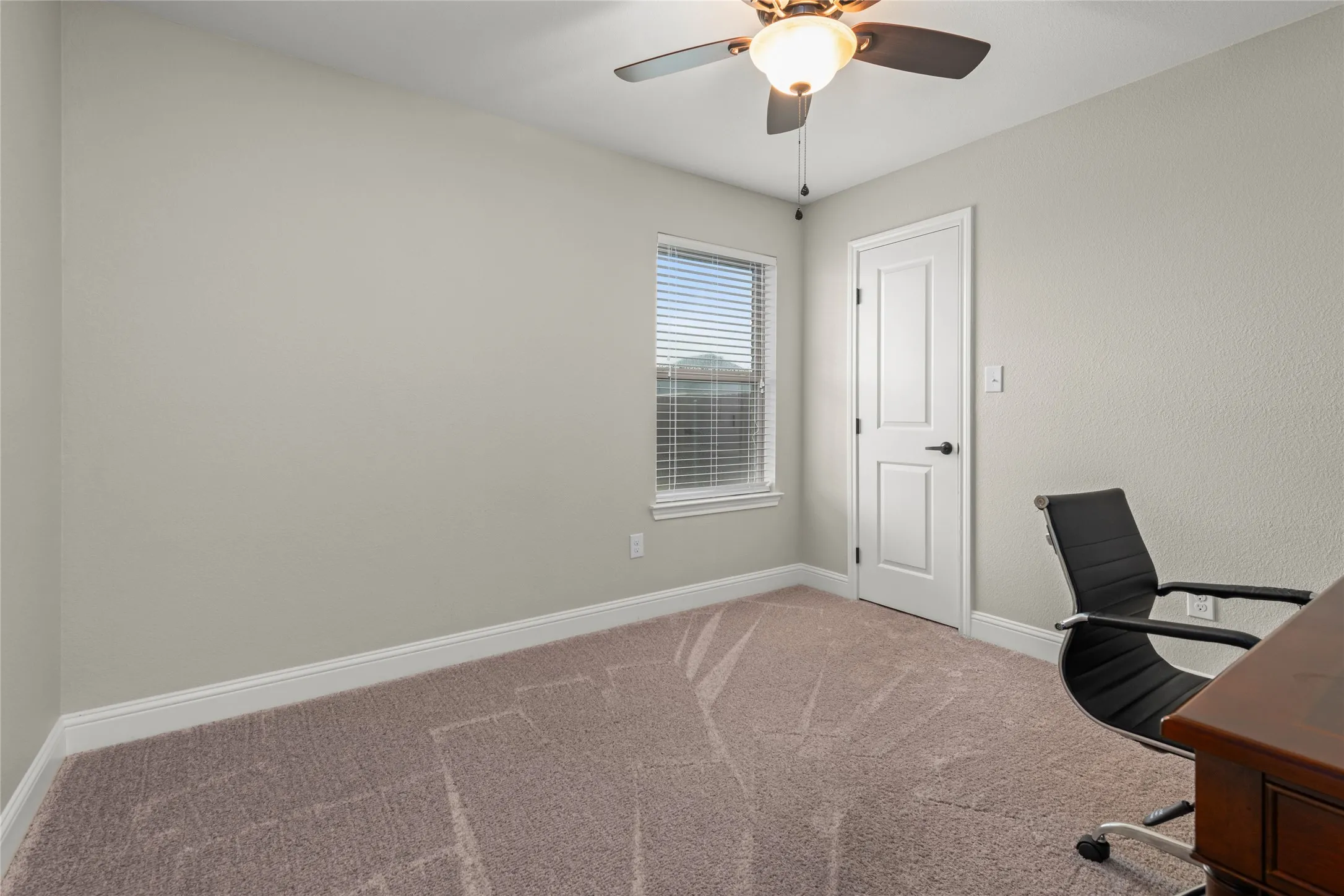 Single Family Residence For Sale in Taylor County , 7313 Tuscany, Abilene, Texas 79606, 4 Bedroom, 2 Bathroom, 2 Garage spaces, 2,028 Sqft, built in 2017, mls#21383351, Real Estate Agent in Abilene, Homes For Sale in Taylor county, Homes For Sale in Abilene, Realtor in Abilene Texas, Real Estate Brokerage Independent Realty Texas, Luminita Cordes Realtor