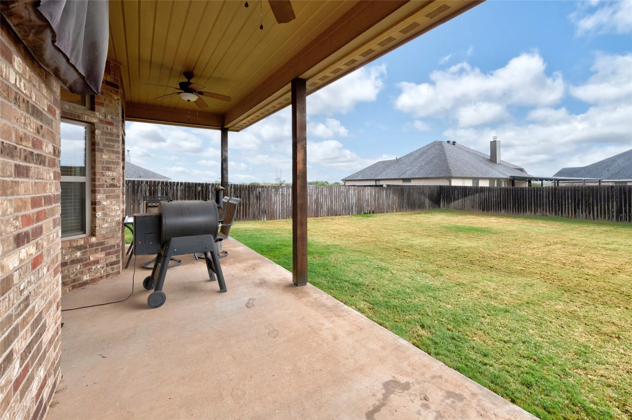Single Family Residence For Sale in Taylor County , 7313 Tuscany, Abilene, Texas 79606, 4 Bedroom, 2 Bathroom, 2 Garage spaces, 2,028 Sqft, built in 2017, mls#21383351, Real Estate Agent in Abilene, Homes For Sale in Taylor county, Homes For Sale in Abilene, Realtor in Abilene Texas, Real Estate Brokerage Independent Realty Texas, Luminita Cordes Realtor