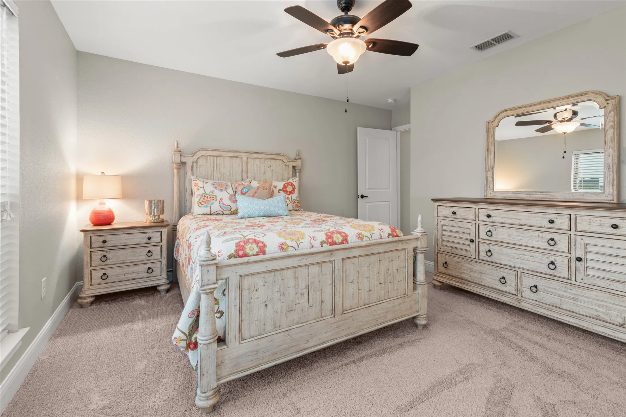 Single Family Residence For Sale in Taylor County , 7313 Tuscany, Abilene, Texas 79606, 4 Bedroom, 2 Bathroom, 2 Garage spaces, 2,028 Sqft, built in 2017, mls#21383351, Real Estate Agent in Abilene, Homes For Sale in Taylor county, Homes For Sale in Abilene, Realtor in Abilene Texas, Real Estate Brokerage Independent Realty Texas, Luminita Cordes Realtor