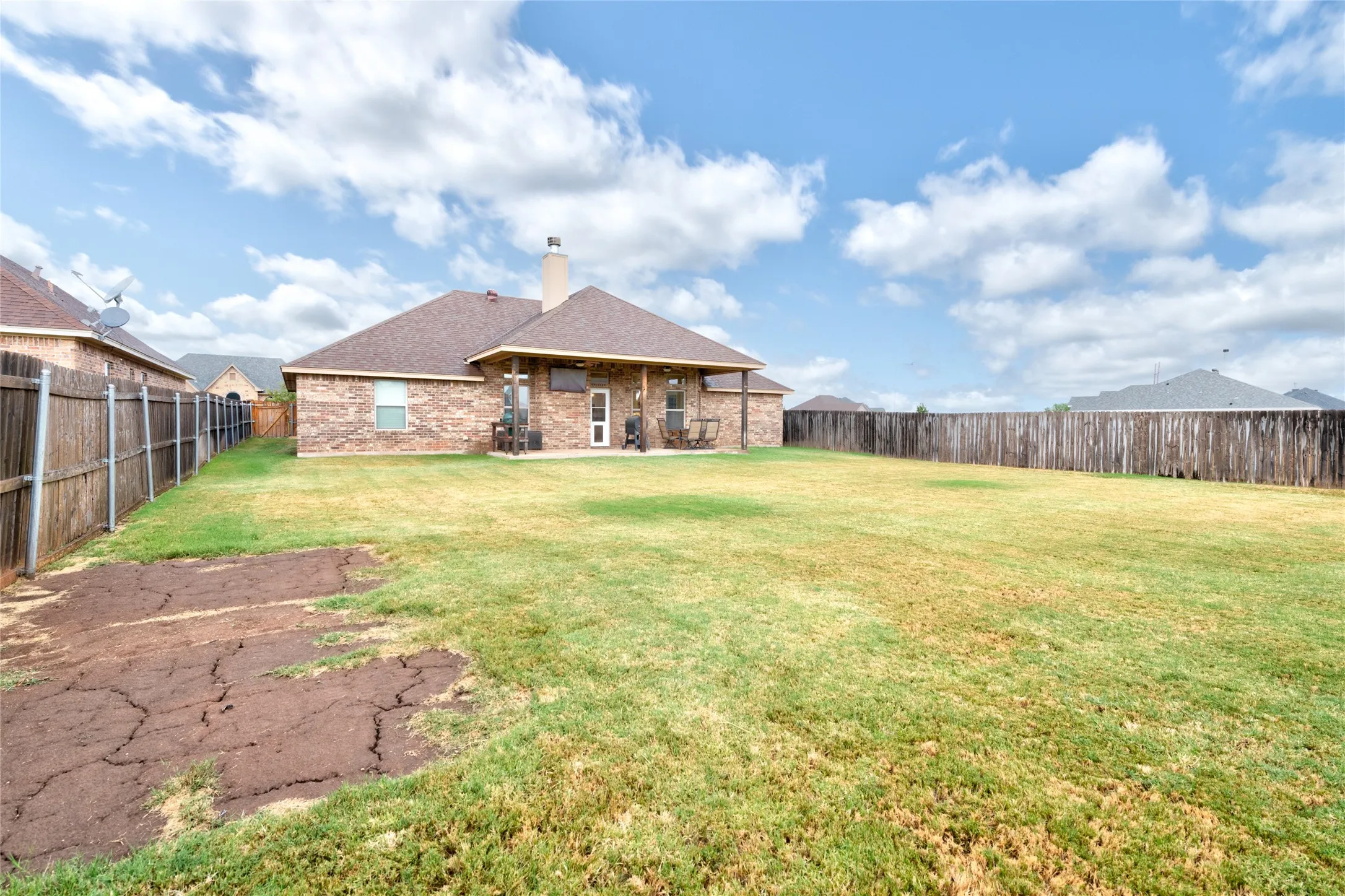Single Family Residence For Sale in Taylor County , 7313 Tuscany, Abilene, Texas 79606, 4 Bedroom, 2 Bathroom, 2 Garage spaces, 2,028 Sqft, built in 2017, mls#21383351, Real Estate Agent in Abilene, Homes For Sale in Taylor county, Homes For Sale in Abilene, Realtor in Abilene Texas, Real Estate Brokerage Independent Realty Texas, Luminita Cordes Realtor