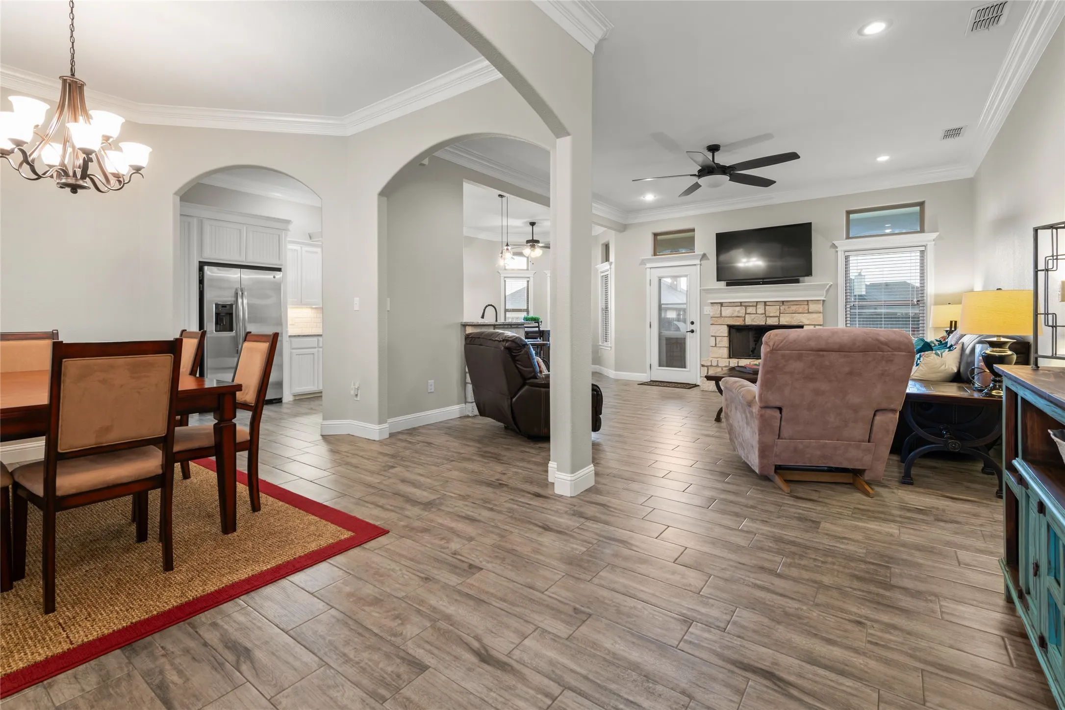 Single Family Residence For Sale in Taylor County , 7313 Tuscany, Abilene, Texas 79606, 4 Bedroom, 2 Bathroom, 2 Garage spaces, 2,028 Sqft, built in 2017, mls#21383351, Real Estate Agent in Abilene, Homes For Sale in Taylor county, Homes For Sale in Abilene, Realtor in Abilene Texas, Real Estate Brokerage Independent Realty Texas, Luminita Cordes Realtor