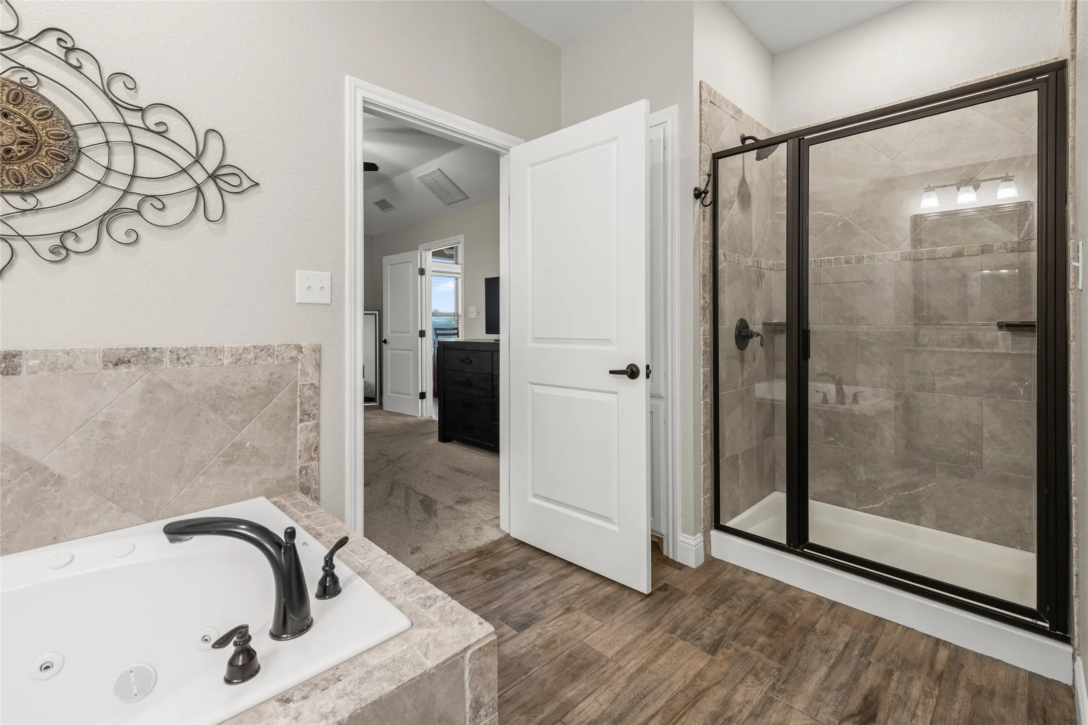 Single Family Residence For Sale in Taylor County , 7313 Tuscany, Abilene, Texas 79606, 4 Bedroom, 2 Bathroom, 2 Garage spaces, 2,028 Sqft, built in 2017, mls#21383351, Real Estate Agent in Abilene, Homes For Sale in Taylor county, Homes For Sale in Abilene, Realtor in Abilene Texas, Real Estate Brokerage Independent Realty Texas, Luminita Cordes Realtor