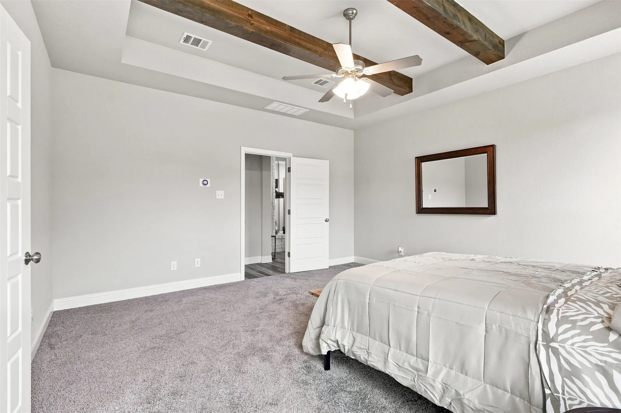 Single Family Residence For Sale in Parker County , 127 Preakness Drive, Willow Park, Texas 76087, 4 Bedroom, 4 Bathroom, 2 Garage spaces, 2,761 Sqft, built in 2018, mls#21384828, Real Estate Agent in Willow Park, Homes For Sale in Parker county, Homes For Sale in Willow Park, Realtor in Willow Park Texas, Real Estate Brokerage Independent Realty Texas, Luminita Cordes Realtor