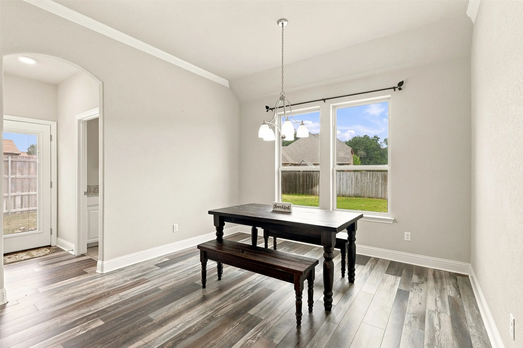 Single Family Residence For Sale in Parker County , 127 Preakness Drive, Willow Park, Texas 76087, 4 Bedroom, 4 Bathroom, 2 Garage spaces, 2,761 Sqft, built in 2018, mls#21384828, Real Estate Agent in Willow Park, Homes For Sale in Parker county, Homes For Sale in Willow Park, Realtor in Willow Park Texas, Real Estate Brokerage Independent Realty Texas, Luminita Cordes Realtor