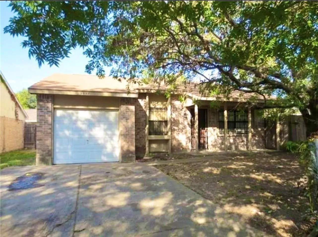 Single Family Residence For Rent in Dallas County , 9551 Kerrville Street, Dallas, Texas 75227, 2 Bedroom, 2 Bathroom, 1 Garage spaces, 1,054 Sqft, built in 1983, mls#21384873, Real Estate Agent in Dallas, Homes For Rent in Dallas county, Homes For Rent in Dallas, Realtor in Dallas Texas, Real Estate Brokerage Independent Realty Texas, Luminita Cordes Realtor