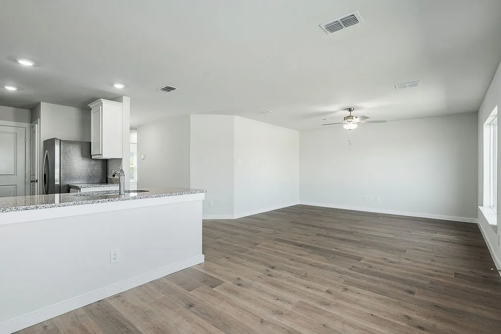 Single Family Residence For Sale in Hunt County , 1206 Reed Street, Greenville, Texas 75401, 3 Bedroom, 2 Bathroom, 2 Garage spaces, 1,175 Sqft, built in 2025, mls#21384877, Real Estate Agent in Greenville, Homes For Sale in Hunt county, Homes For Sale in Greenville, Realtor in Greenville Texas, Real Estate Brokerage Independent Realty Texas, Luminita Cordes Realtor