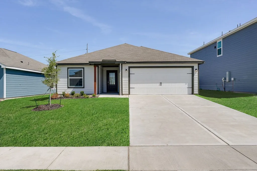 Single Family Residence For Sale in Hunt County , 4906 Fillmore Drive, Greenville, Texas 75401, 3 Bedroom, 2 Bathroom, 2 Garage spaces, 1,316 Sqft, built in 2026, mls#21384882, Real Estate Agent in Greenville, Homes For Sale in Hunt county, Homes For Sale in Greenville, Realtor in Greenville Texas, Real Estate Brokerage Independent Realty Texas, Luminita Cordes Realtor
