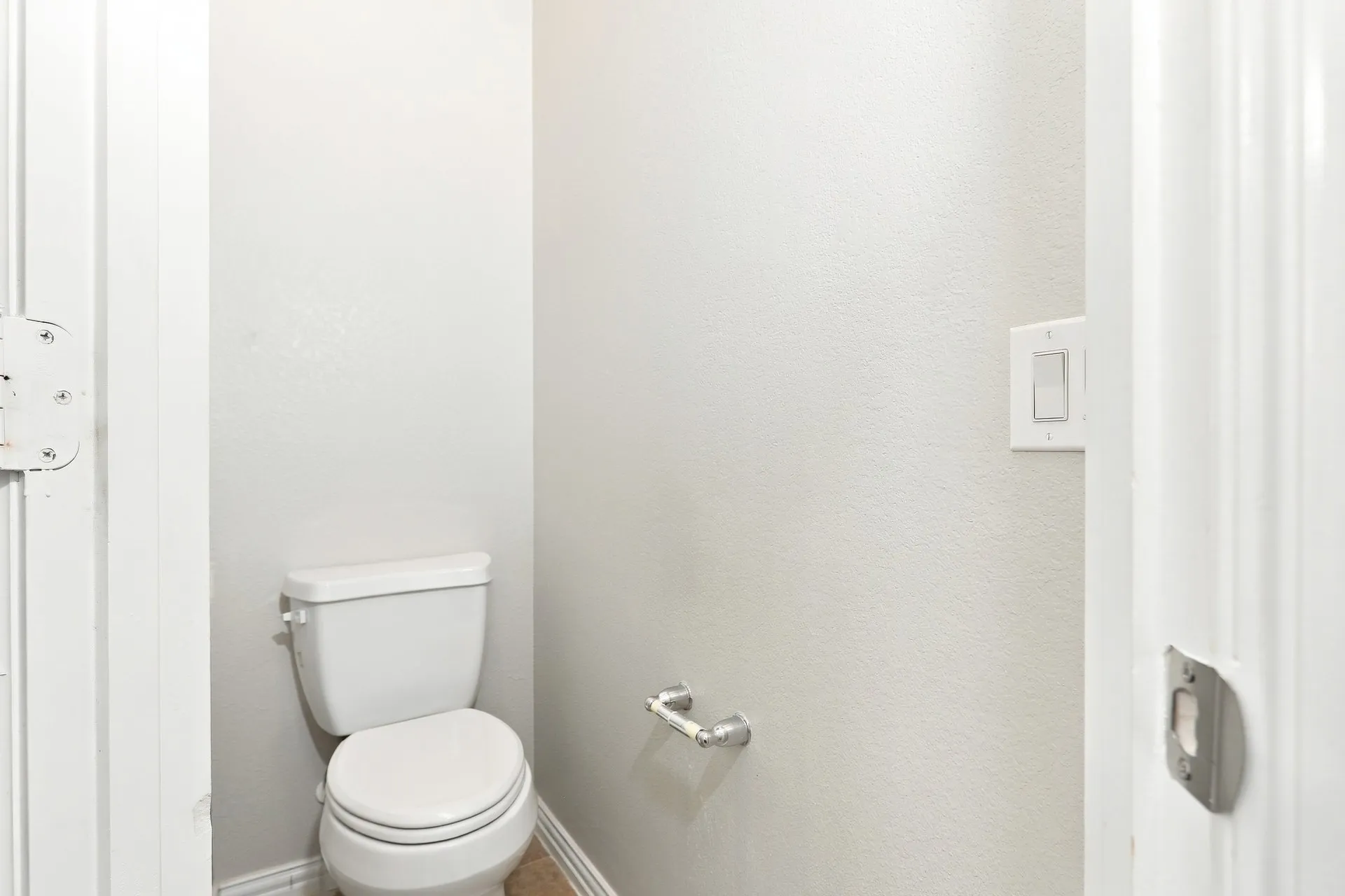 Single Family Residence For Sale in Tarrant County , 2927 Albares Drive, Grand Prairie, Texas 75054, 4 Bedroom, 2 Bathroom, 2 Garage spaces, 1,995 Sqft, built in 2010, mls#21363481, Real Estate Agent in Grand Prairie, Homes For Sale in Tarrant county, Homes For Sale in Grand Prairie, Realtor in Grand Prairie Texas, Real Estate Brokerage Independent Realty Texas, Luminita Cordes Realtor