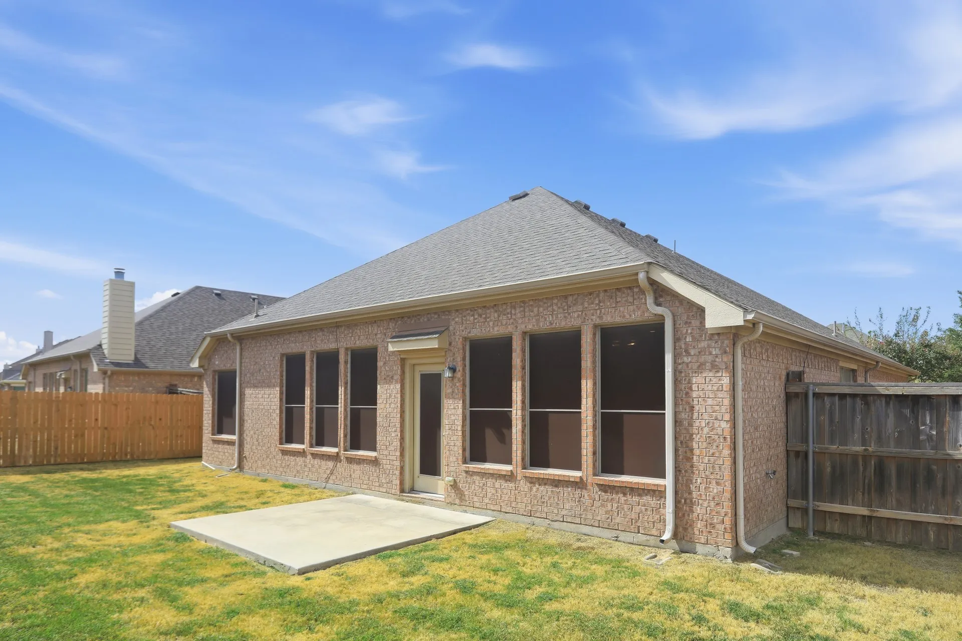 Single Family Residence For Sale in Tarrant County , 2927 Albares Drive, Grand Prairie, Texas 75054, 4 Bedroom, 2 Bathroom, 2 Garage spaces, 1,995 Sqft, built in 2010, mls#21363481, Real Estate Agent in Grand Prairie, Homes For Sale in Tarrant county, Homes For Sale in Grand Prairie, Realtor in Grand Prairie Texas, Real Estate Brokerage Independent Realty Texas, Luminita Cordes Realtor
