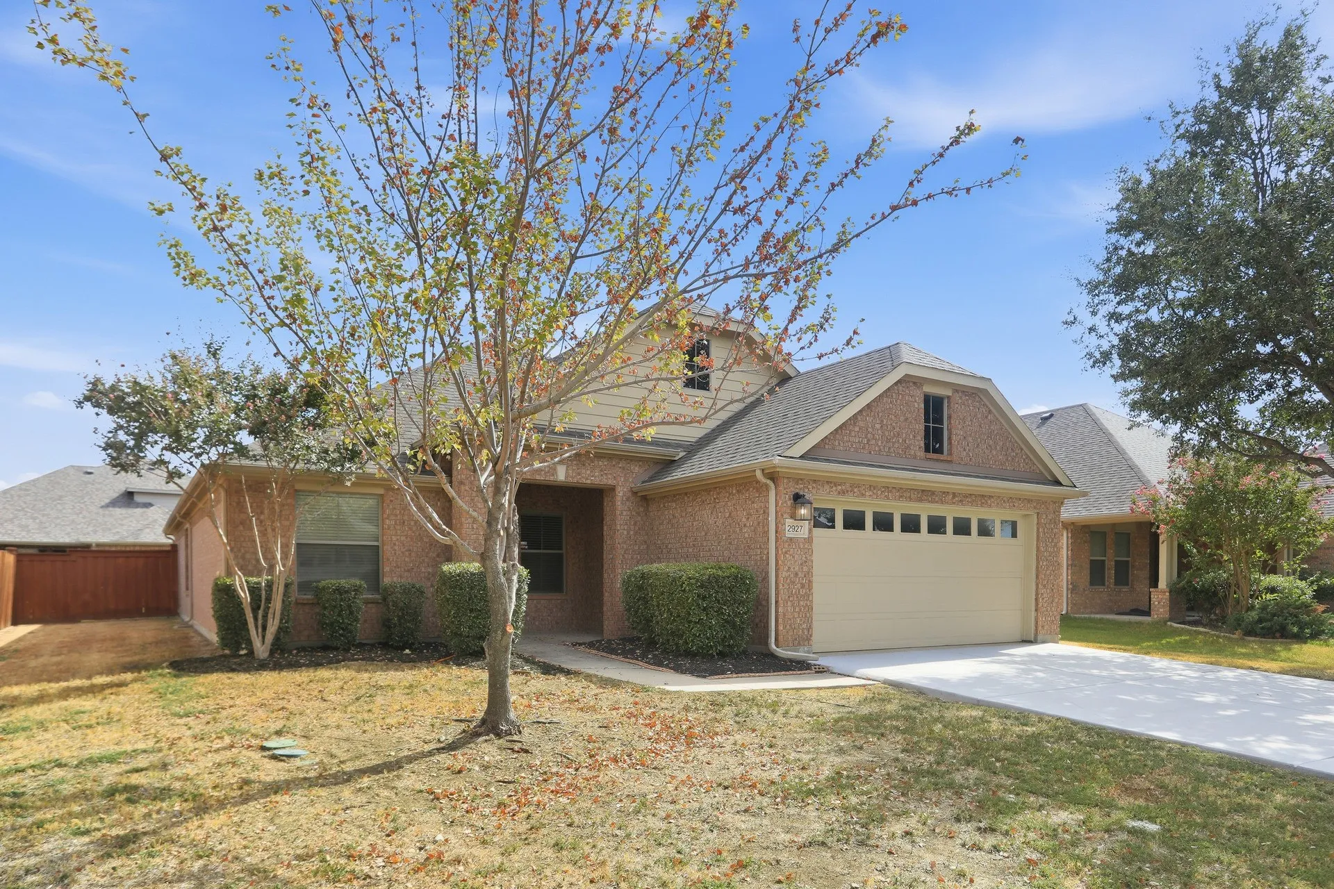 Single Family Residence For Sale in Tarrant County , 2927 Albares Drive, Grand Prairie, Texas 75054, 4 Bedroom, 2 Bathroom, 2 Garage spaces, 1,995 Sqft, built in 2010, mls#21363481, Real Estate Agent in Grand Prairie, Homes For Sale in Tarrant county, Homes For Sale in Grand Prairie, Realtor in Grand Prairie Texas, Real Estate Brokerage Independent Realty Texas, Luminita Cordes Realtor