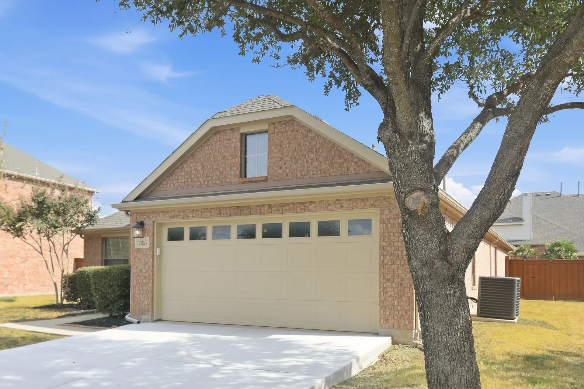 Single Family Residence For Sale in Tarrant County , 2927 Albares Drive, Grand Prairie, Texas 75054, 4 Bedroom, 2 Bathroom, 2 Garage spaces, 1,995 Sqft, built in 2010, mls#21363481, Real Estate Agent in Grand Prairie, Homes For Sale in Tarrant county, Homes For Sale in Grand Prairie, Realtor in Grand Prairie Texas, Real Estate Brokerage Independent Realty Texas, Luminita Cordes Realtor