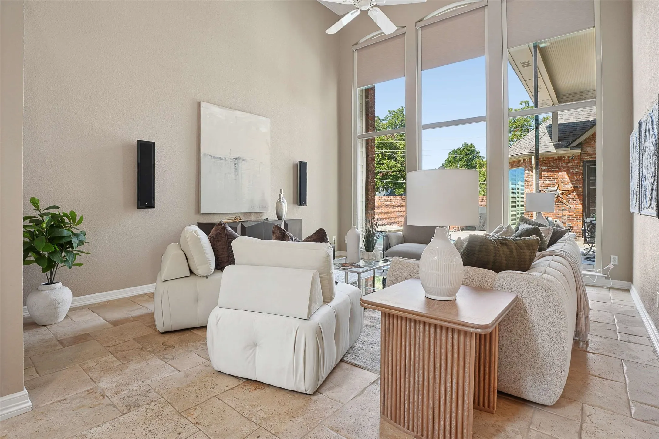 Single Family Residence For Rent in Collin County , 5604 Bent Creek Trail, Dallas, Texas 75252, 4 Bedroom, 4 Bathroom, 3 Garage spaces, 3,880 Sqft, built in 1985, mls#21384886, Real Estate Agent in Dallas, Homes For Rent in Collin county, Homes For Rent in Dallas, Realtor in Dallas Texas, Real Estate Brokerage Independent Realty Texas, Luminita Cordes Realtor
