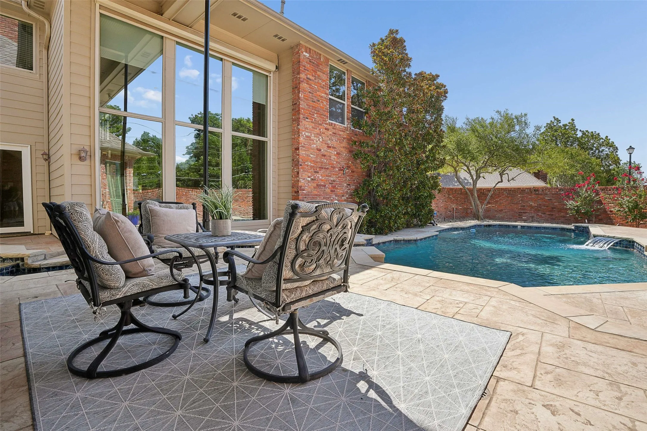Single Family Residence For Rent in Collin County , 5604 Bent Creek Trail, Dallas, Texas 75252, 4 Bedroom, 4 Bathroom, 3 Garage spaces, 3,880 Sqft, built in 1985, mls#21384886, Real Estate Agent in Dallas, Homes For Rent in Collin county, Homes For Rent in Dallas, Realtor in Dallas Texas, Real Estate Brokerage Independent Realty Texas, Luminita Cordes Realtor