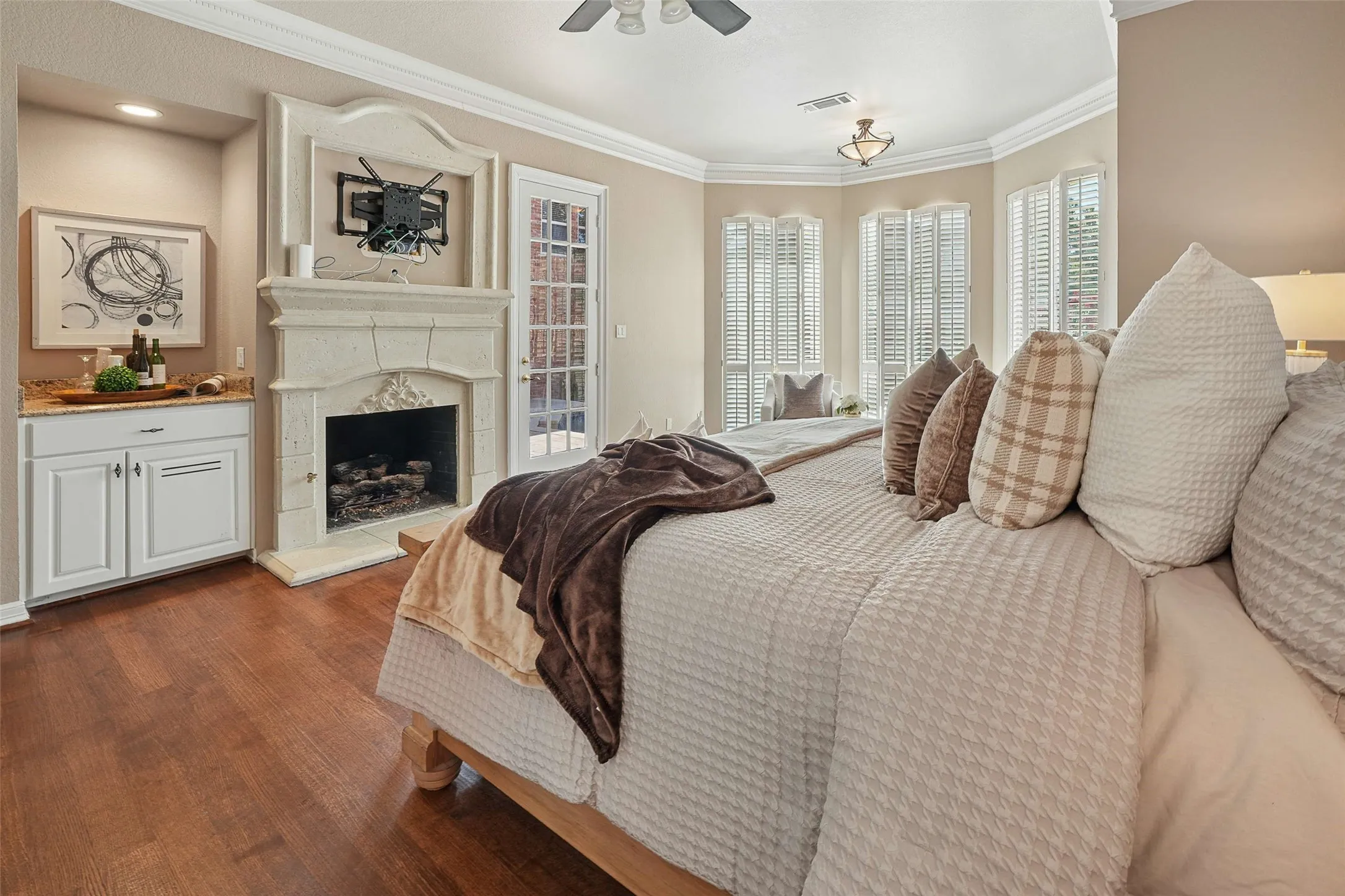 Single Family Residence For Rent in Collin County , 5604 Bent Creek Trail, Dallas, Texas 75252, 4 Bedroom, 4 Bathroom, 3 Garage spaces, 3,880 Sqft, built in 1985, mls#21384886, Real Estate Agent in Dallas, Homes For Rent in Collin county, Homes For Rent in Dallas, Realtor in Dallas Texas, Real Estate Brokerage Independent Realty Texas, Luminita Cordes Realtor