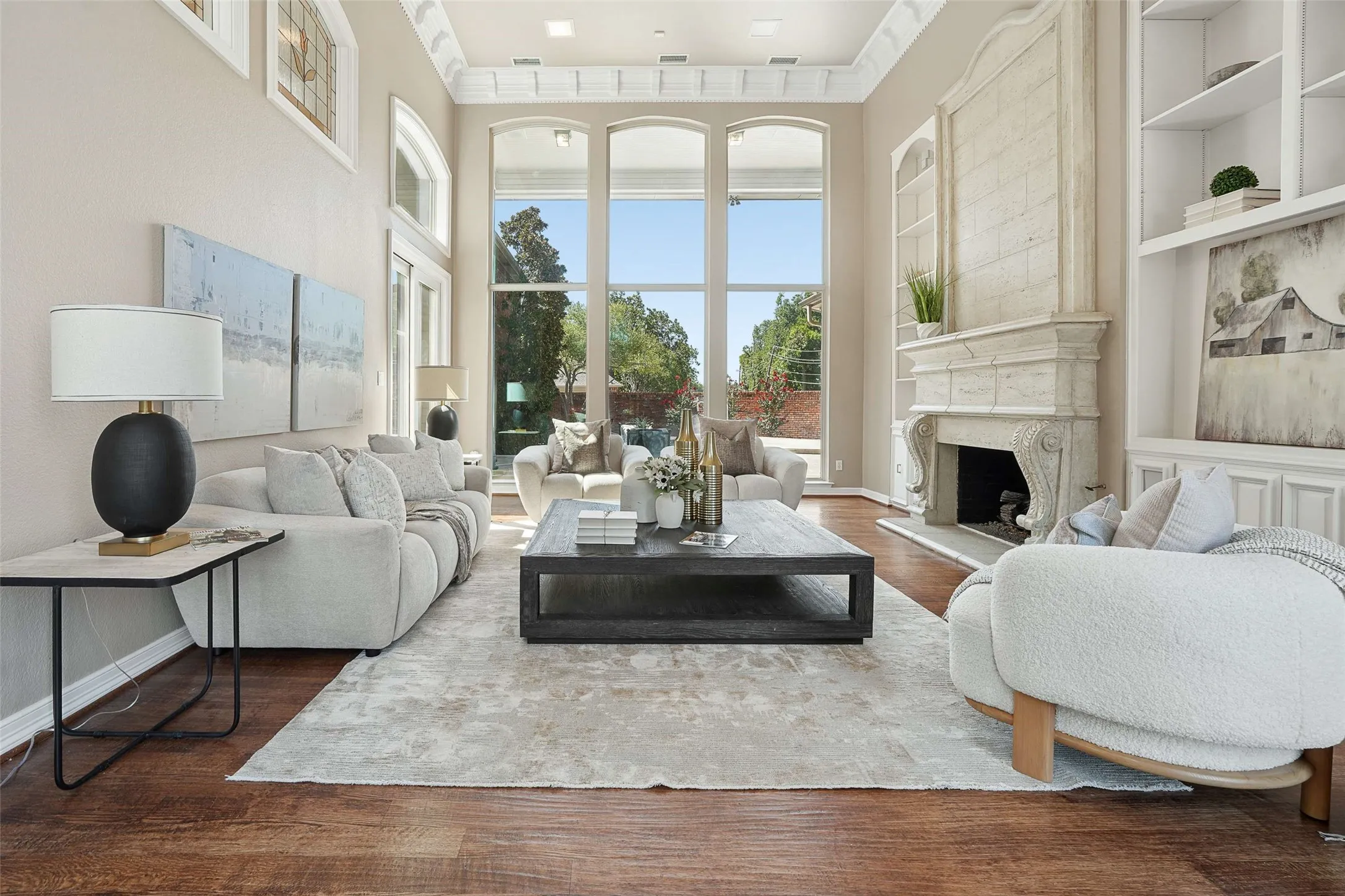 Single Family Residence For Rent in Collin County , 5604 Bent Creek Trail, Dallas, Texas 75252, 4 Bedroom, 4 Bathroom, 3 Garage spaces, 3,880 Sqft, built in 1985, mls#21384886, Real Estate Agent in Dallas, Homes For Rent in Collin county, Homes For Rent in Dallas, Realtor in Dallas Texas, Real Estate Brokerage Independent Realty Texas, Luminita Cordes Realtor