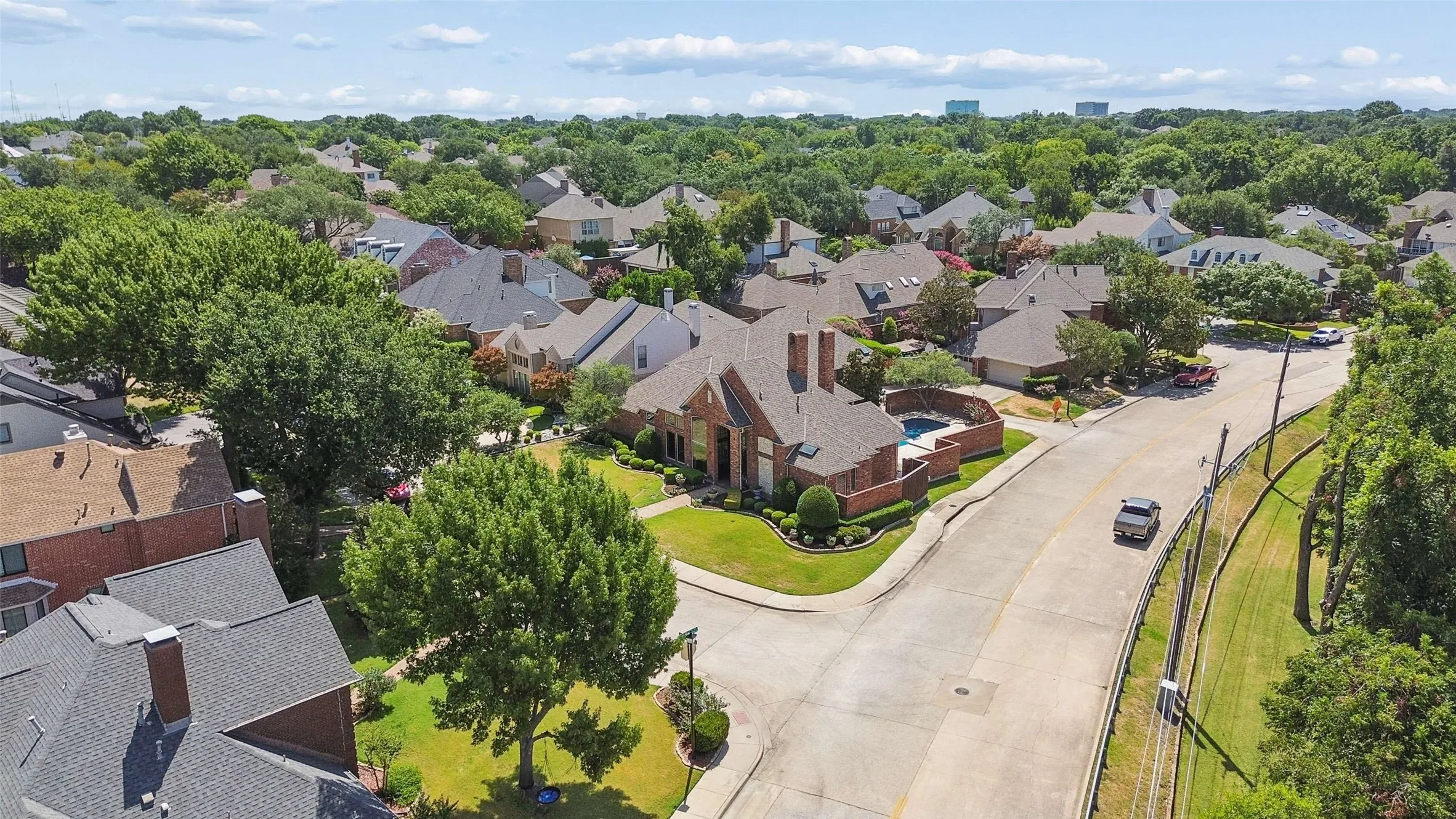 Single Family Residence For Rent in Collin County , 5604 Bent Creek Trail, Dallas, Texas 75252, 4 Bedroom, 4 Bathroom, 3 Garage spaces, 3,880 Sqft, built in 1985, mls#21384886, Real Estate Agent in Dallas, Homes For Rent in Collin county, Homes For Rent in Dallas, Realtor in Dallas Texas, Real Estate Brokerage Independent Realty Texas, Luminita Cordes Realtor