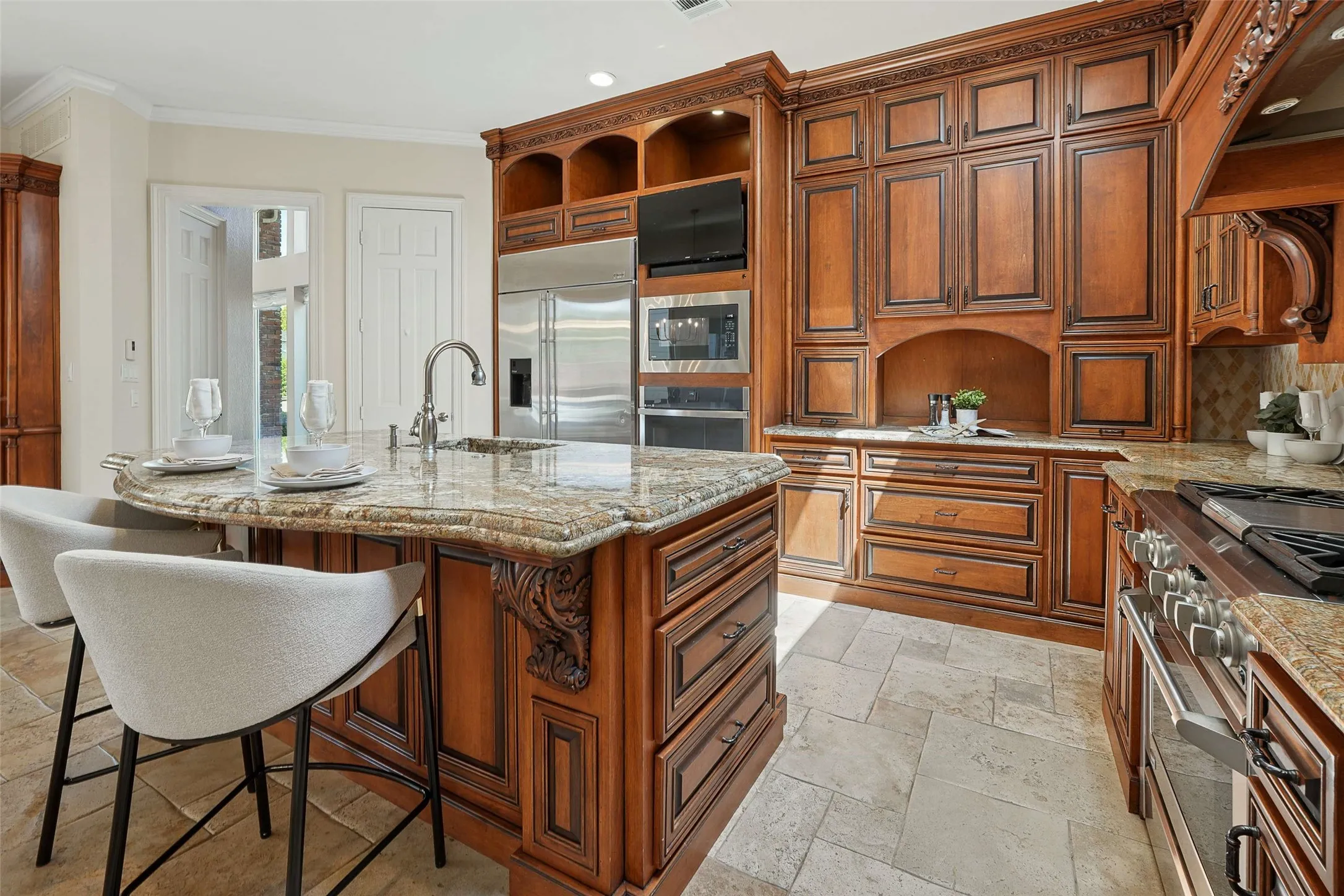 Single Family Residence For Rent in Collin County , 5604 Bent Creek Trail, Dallas, Texas 75252, 4 Bedroom, 4 Bathroom, 3 Garage spaces, 3,880 Sqft, built in 1985, mls#21384886, Real Estate Agent in Dallas, Homes For Rent in Collin county, Homes For Rent in Dallas, Realtor in Dallas Texas, Real Estate Brokerage Independent Realty Texas, Luminita Cordes Realtor
