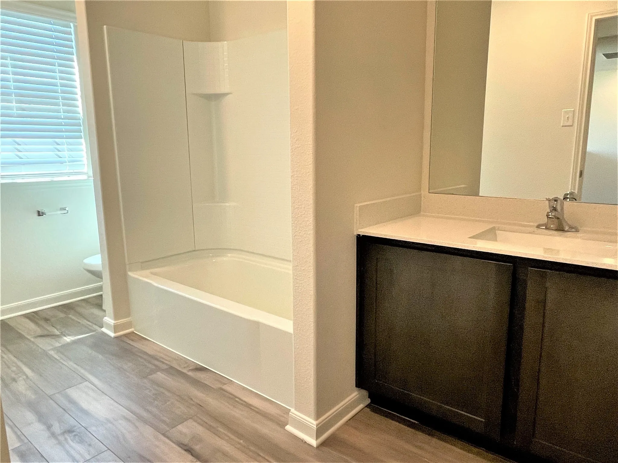 Single Family Residence For Sale in Denton County , 13713 Logan Pass Drive, Ponder, Texas 76259, 4 Bedroom, 3 Bathroom, 2 Garage spaces, 2,054 Sqft, built in 2021, mls#21384871, Real Estate Agent in Ponder, Homes For Sale in Denton county, Homes For Sale in Ponder, Realtor in Ponder Texas, Real Estate Brokerage Independent Realty Texas, Luminita Cordes Realtor