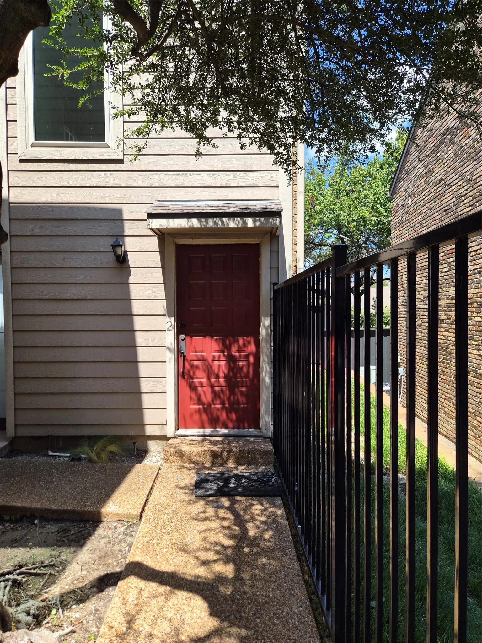 Condominium For Sale in Dallas County , 5616 Preston Oaks Road 202, Dallas, Texas 75254, 2 Bedroom, 2 Bathroom, 1 Garage spaces, 1,046 Sqft, built in 1981, mls#21384890, Real Estate Agent in Dallas, Homes For Sale in Dallas county, Homes For Sale in Dallas, Realtor in Dallas Texas, Real Estate Brokerage Independent Realty Texas, Luminita Cordes Realtor