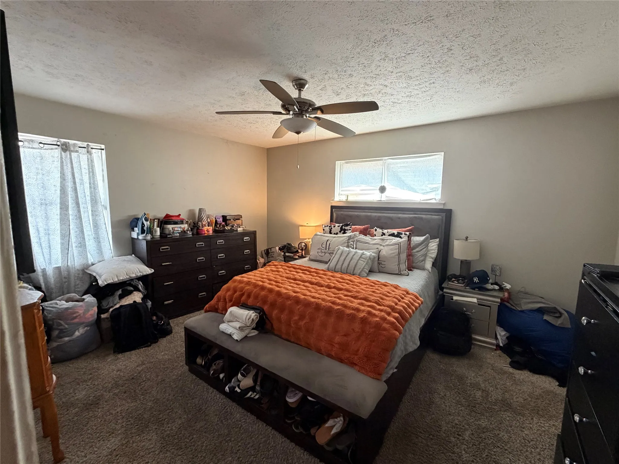 Single Family Residence For Rent in Dallas County , 8044 Woodhue Circle, Dallas, Texas 75228, 4 Bedroom, 3 Bathroom, 2 Garage spaces, 2,370 Sqft, built in 1956, mls#21380509, Real Estate Agent in Dallas, Homes For Rent in Dallas county, Homes For Rent in Dallas, Realtor in Dallas Texas, Real Estate Brokerage Independent Realty Texas, Luminita Cordes Realtor