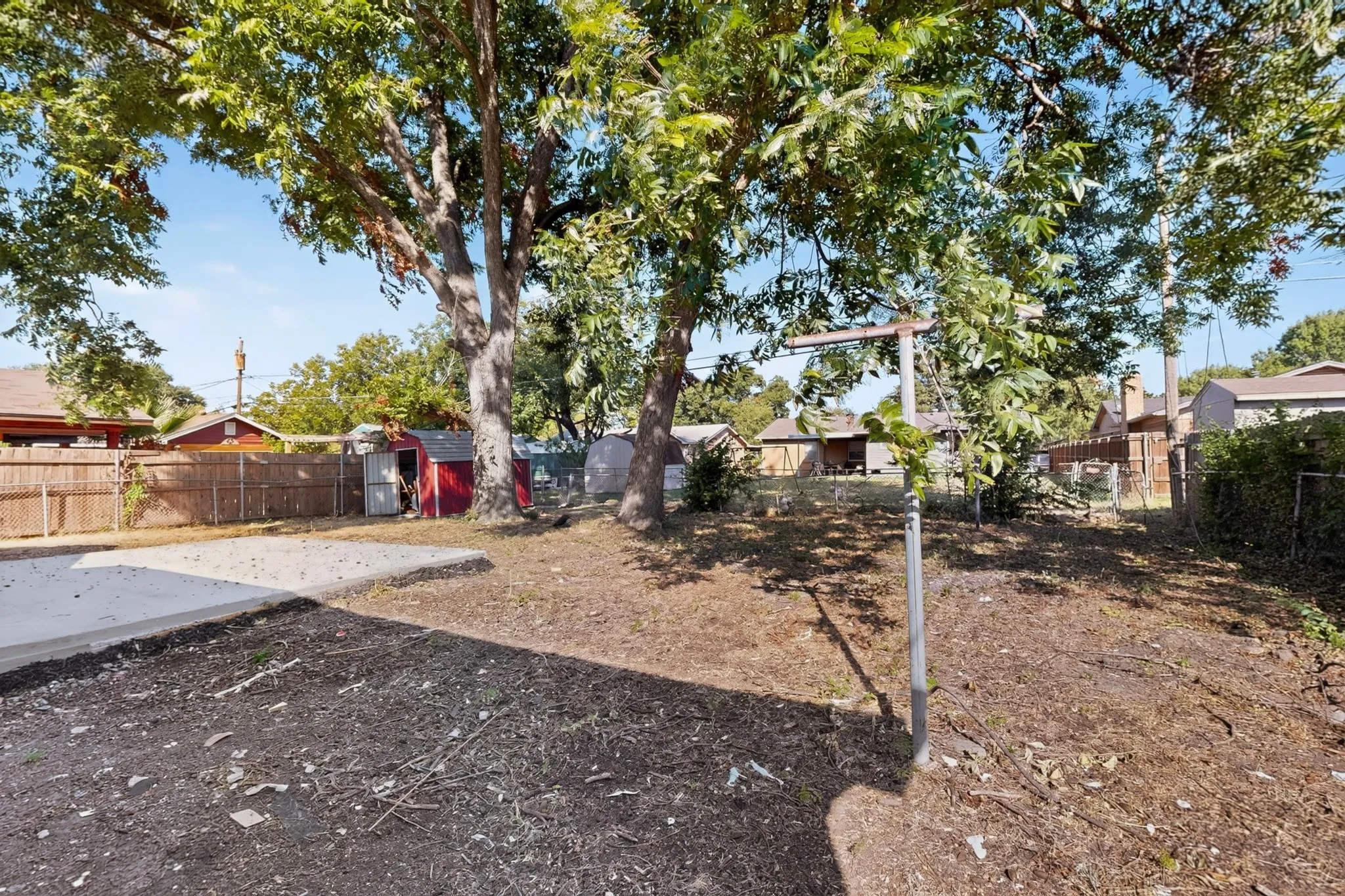 Single Family Residence For Sale in Dallas County , 3241 Santiago Drive, Mesquite, Texas 75150, 4 Bedroom, 2 Bathroom, Garage spaces, 1,693 Sqft, built in 1960, mls#21384893, Real Estate Agent in Mesquite, Homes For Sale in Dallas county, Homes For Sale in Mesquite, Realtor in Mesquite Texas, Real Estate Brokerage Independent Realty Texas, Luminita Cordes Realtor