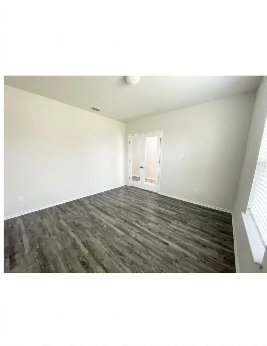 Office or Flex Room