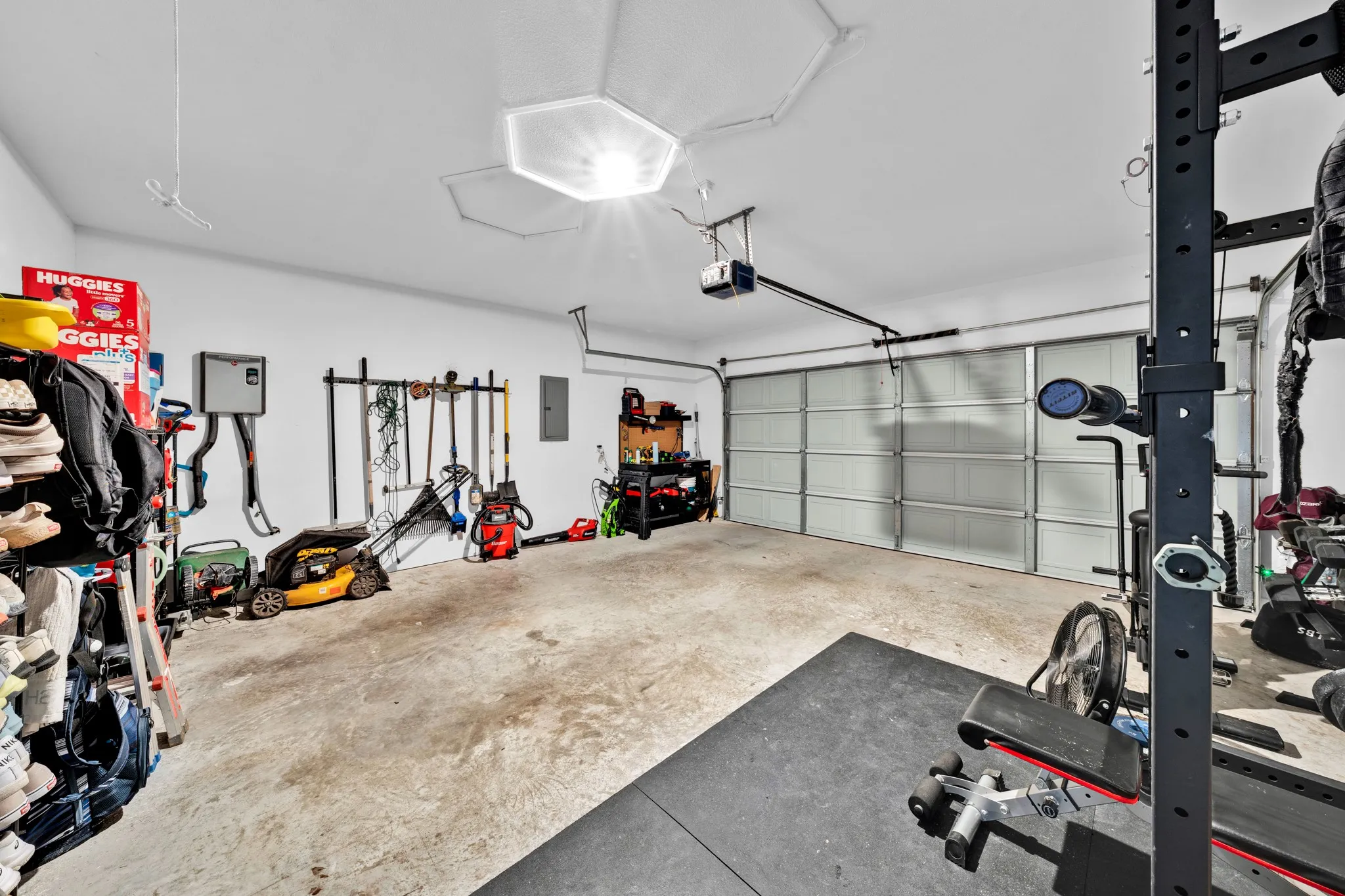 Single Family Residence For Sale in Hopkins County , 1024 Jackson Street N, Sulphur Springs, Texas 75482, 3 Bedroom, 2 Bathroom, 2 Garage spaces, 1,618 Sqft, built in 2022, mls#21383509, Real Estate Agent in Sulphur Springs, Homes For Sale in Hopkins county, Homes For Sale in Sulphur Springs, Realtor in Sulphur Springs Texas, Real Estate Brokerage Independent Realty Texas, Luminita Cordes Realtor