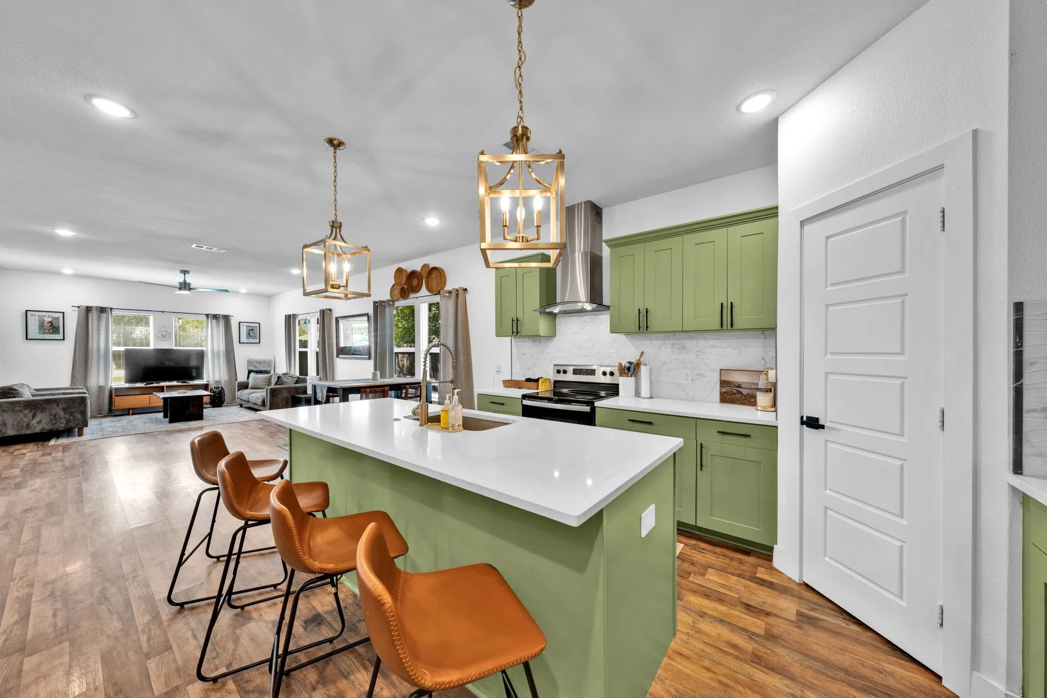 Single Family Residence For Sale in Hopkins County , 1024 Jackson Street N, Sulphur Springs, Texas 75482, 3 Bedroom, 2 Bathroom, 2 Garage spaces, 1,618 Sqft, built in 2022, mls#21383509, Real Estate Agent in Sulphur Springs, Homes For Sale in Hopkins county, Homes For Sale in Sulphur Springs, Realtor in Sulphur Springs Texas, Real Estate Brokerage Independent Realty Texas, Luminita Cordes Realtor