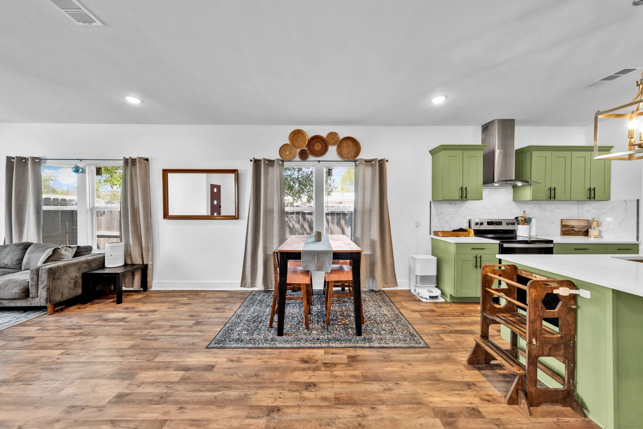 Single Family Residence For Sale in Hopkins County , 1024 Jackson Street N, Sulphur Springs, Texas 75482, 3 Bedroom, 2 Bathroom, 2 Garage spaces, 1,618 Sqft, built in 2022, mls#21383509, Real Estate Agent in Sulphur Springs, Homes For Sale in Hopkins county, Homes For Sale in Sulphur Springs, Realtor in Sulphur Springs Texas, Real Estate Brokerage Independent Realty Texas, Luminita Cordes Realtor