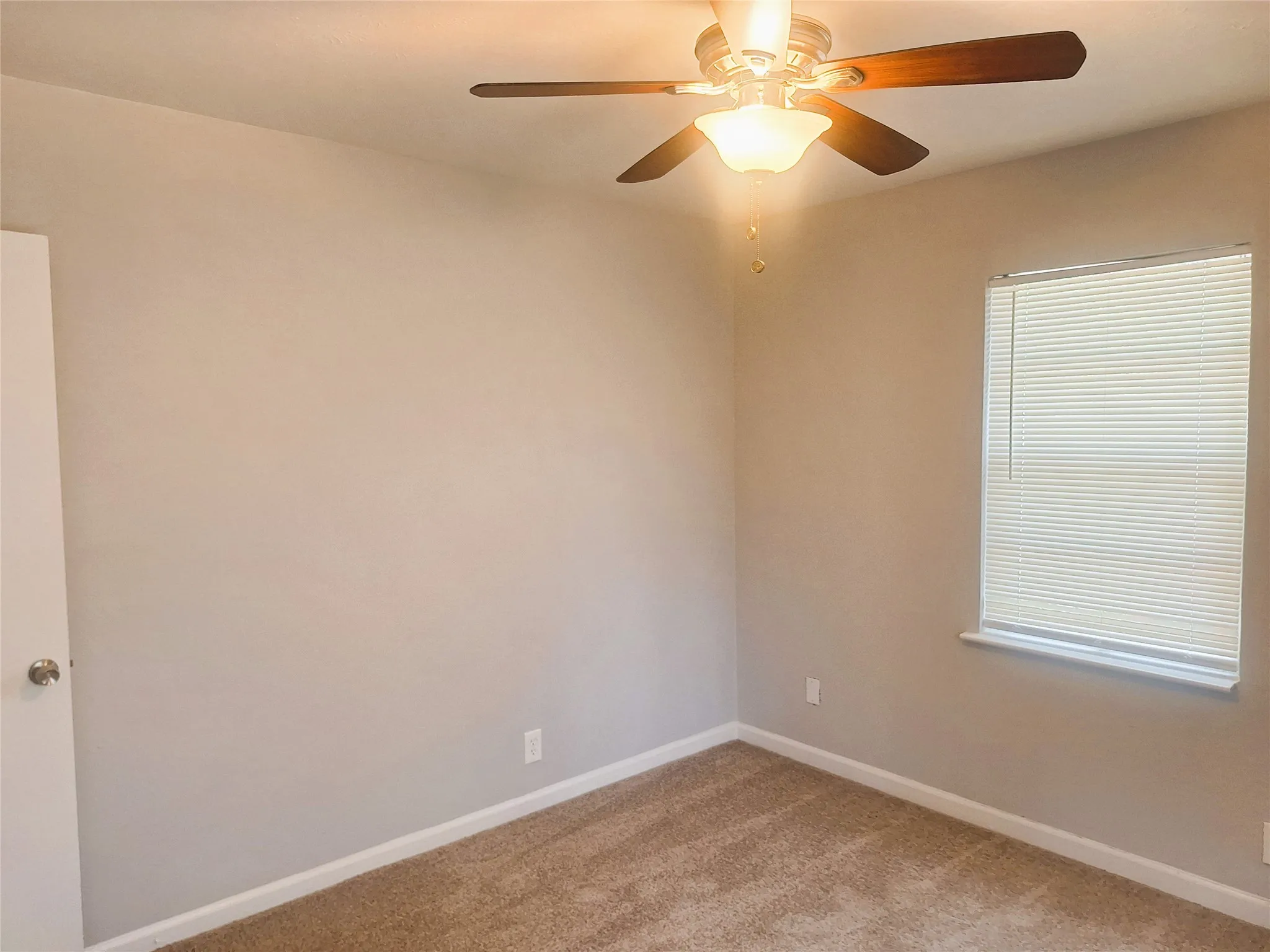 Single Family Residence For Rent in Tarrant County , 7204 Karen Drive, North Richland Hills, Texas 76180, 3 Bedroom, 2 Bathroom, 2 Garage spaces, 1,486 Sqft, built in 1958, mls#21384630, Real Estate Agent in North Richland Hills, Homes For Rent in Tarrant county, Homes For Rent in North Richland Hills, Realtor in North Richland Hills Texas, Real Estate Brokerage Independent Realty Texas, Luminita Cordes Realtor