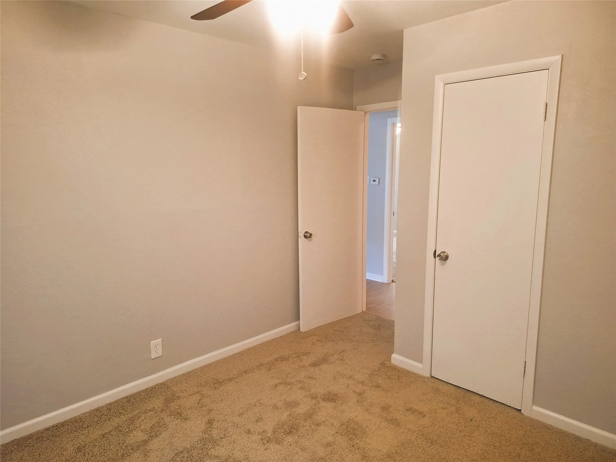 Single Family Residence For Rent in Tarrant County , 7204 Karen Drive, North Richland Hills, Texas 76180, 3 Bedroom, 2 Bathroom, 2 Garage spaces, 1,486 Sqft, built in 1958, mls#21384630, Real Estate Agent in North Richland Hills, Homes For Rent in Tarrant county, Homes For Rent in North Richland Hills, Realtor in North Richland Hills Texas, Real Estate Brokerage Independent Realty Texas, Luminita Cordes Realtor