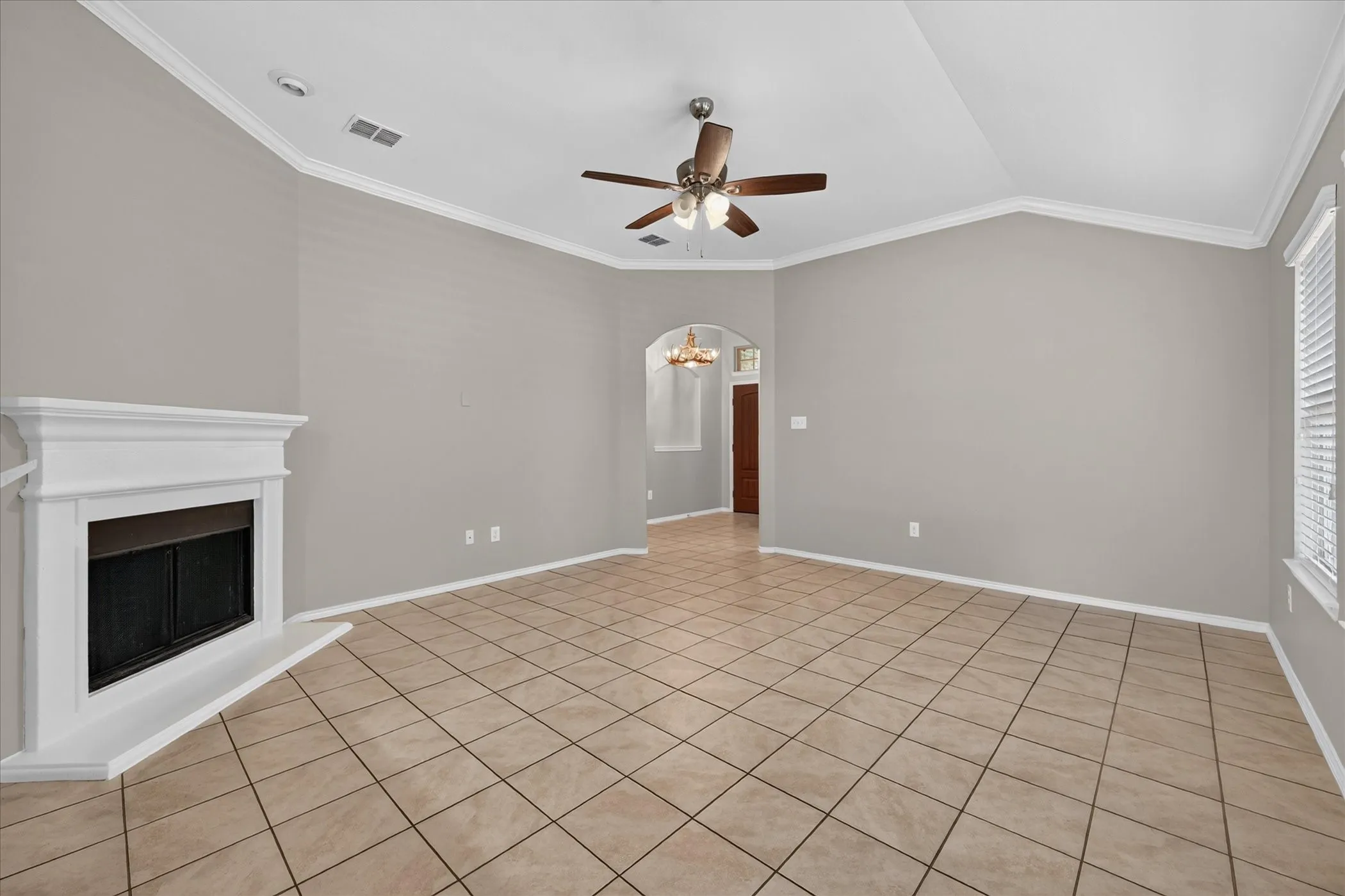 Single Family Residence For Sale in Kaufman County , 4094 Serene Drive, Forney, Texas 75216, 3 Bedroom, 2 Bathroom, 2 Garage spaces, 1,431 Sqft, built in 2017, mls#21384883, Real Estate Agent in Forney, Homes For Sale in Kaufman county, Homes For Sale in Forney, Realtor in Forney Texas, Real Estate Brokerage Independent Realty Texas, Luminita Cordes Realtor