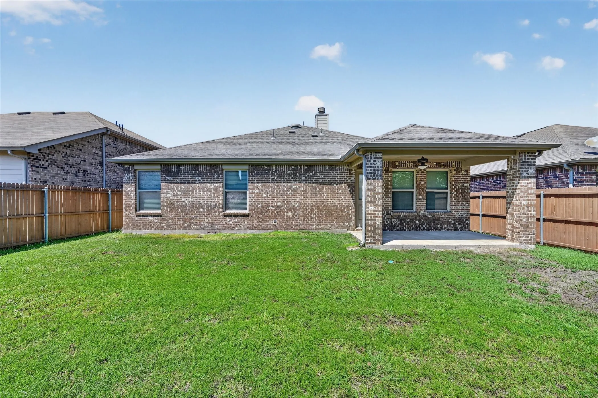 Single Family Residence For Sale in Kaufman County , 4094 Serene Drive, Forney, Texas 75216, 3 Bedroom, 2 Bathroom, 2 Garage spaces, 1,431 Sqft, built in 2017, mls#21384883, Real Estate Agent in Forney, Homes For Sale in Kaufman county, Homes For Sale in Forney, Realtor in Forney Texas, Real Estate Brokerage Independent Realty Texas, Luminita Cordes Realtor