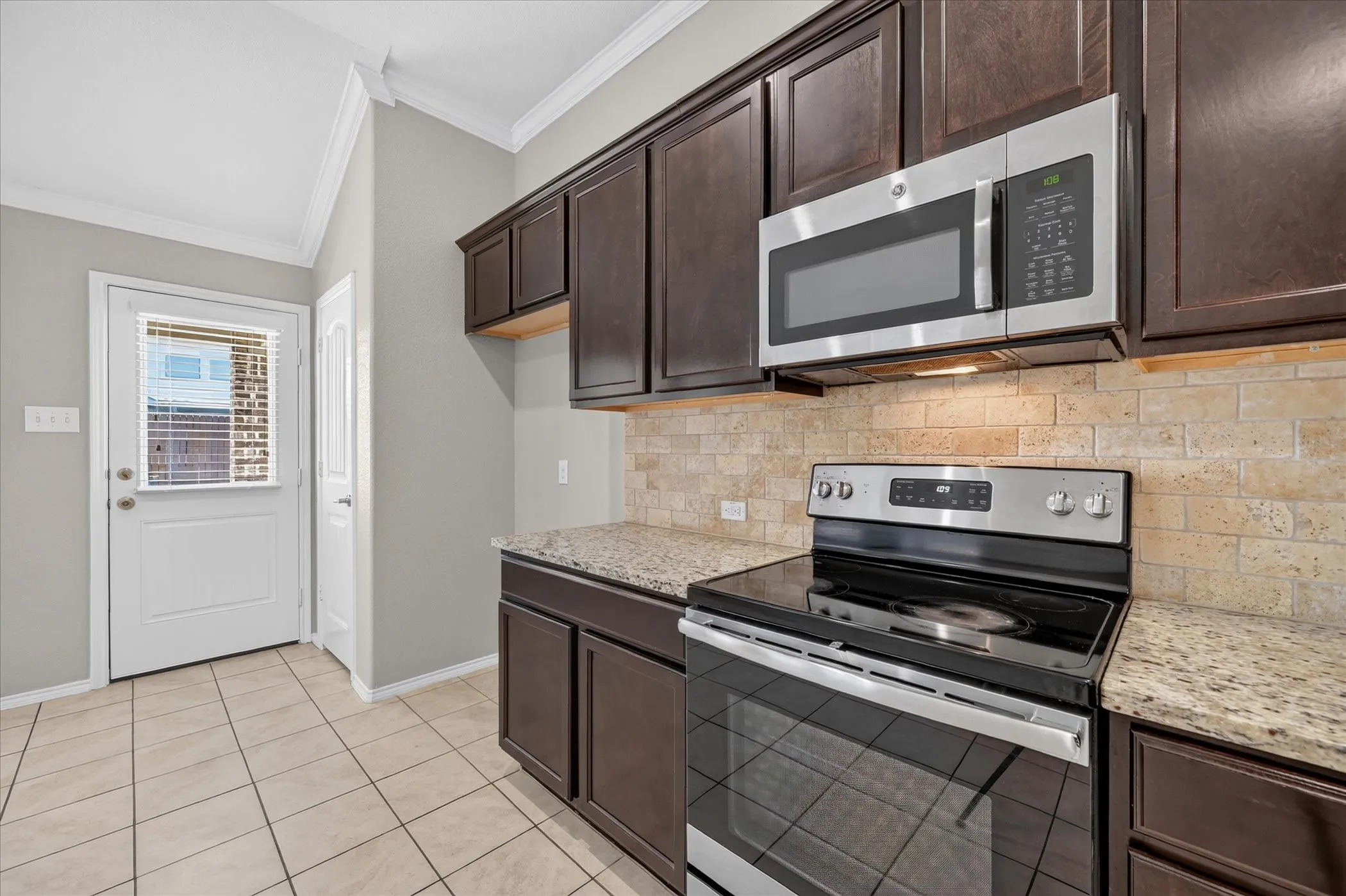 Single Family Residence For Sale in Kaufman County , 4094 Serene Drive, Forney, Texas 75216, 3 Bedroom, 2 Bathroom, 2 Garage spaces, 1,431 Sqft, built in 2017, mls#21384883, Real Estate Agent in Forney, Homes For Sale in Kaufman county, Homes For Sale in Forney, Realtor in Forney Texas, Real Estate Brokerage Independent Realty Texas, Luminita Cordes Realtor