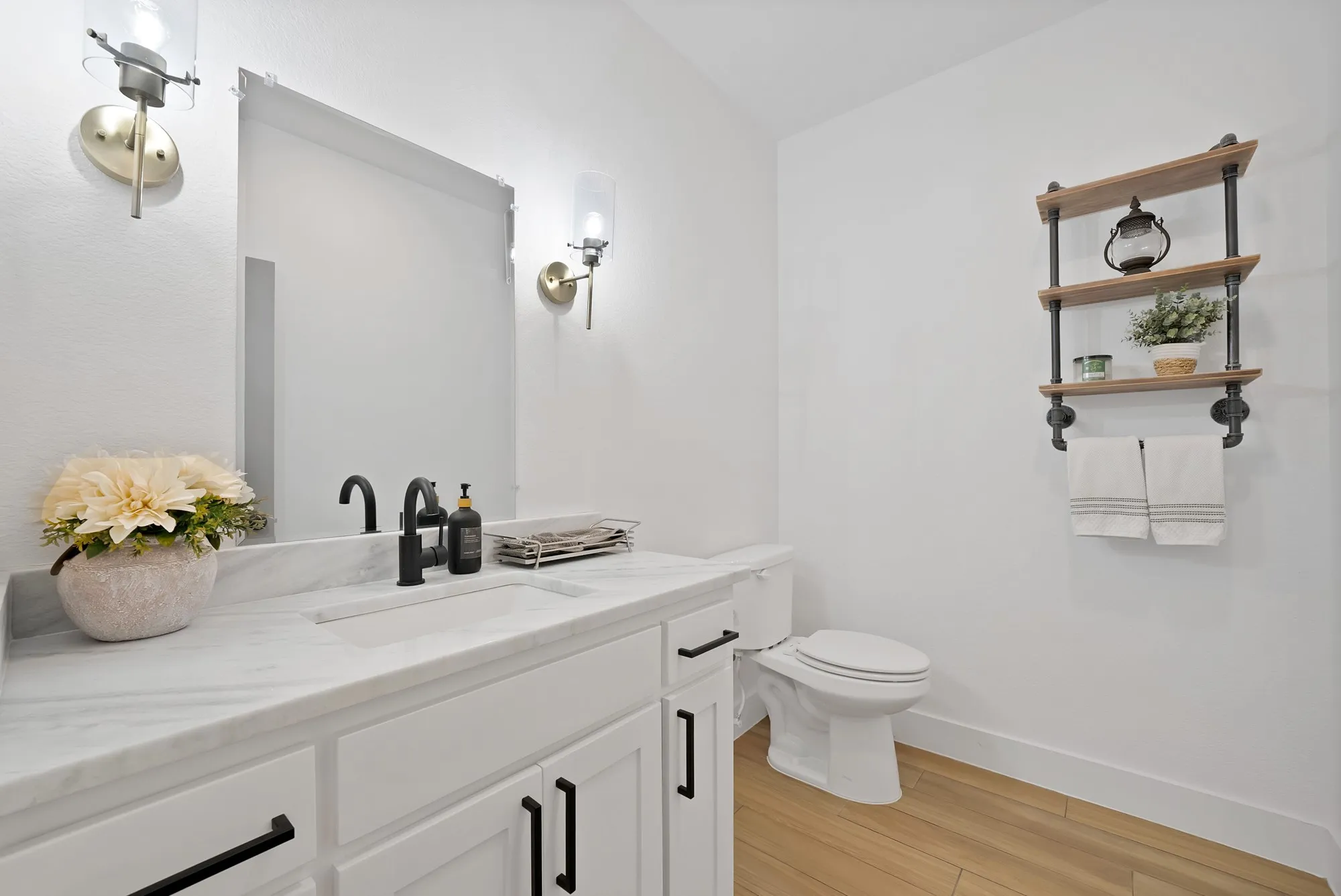 Single Family Residence For Sale in Tarrant County , 9037 Quarry Hill Court, Fort Worth, Texas 76179, 3 Bedroom, 3 Bathroom, 2 Garage spaces, 2,516 Sqft, built in 2020, mls#21384666, Real Estate Agent in Fort Worth, Homes For Sale in Tarrant county, Homes For Sale in Fort Worth, Realtor in Fort Worth Texas, Real Estate Brokerage Independent Realty Texas, Luminita Cordes Realtor