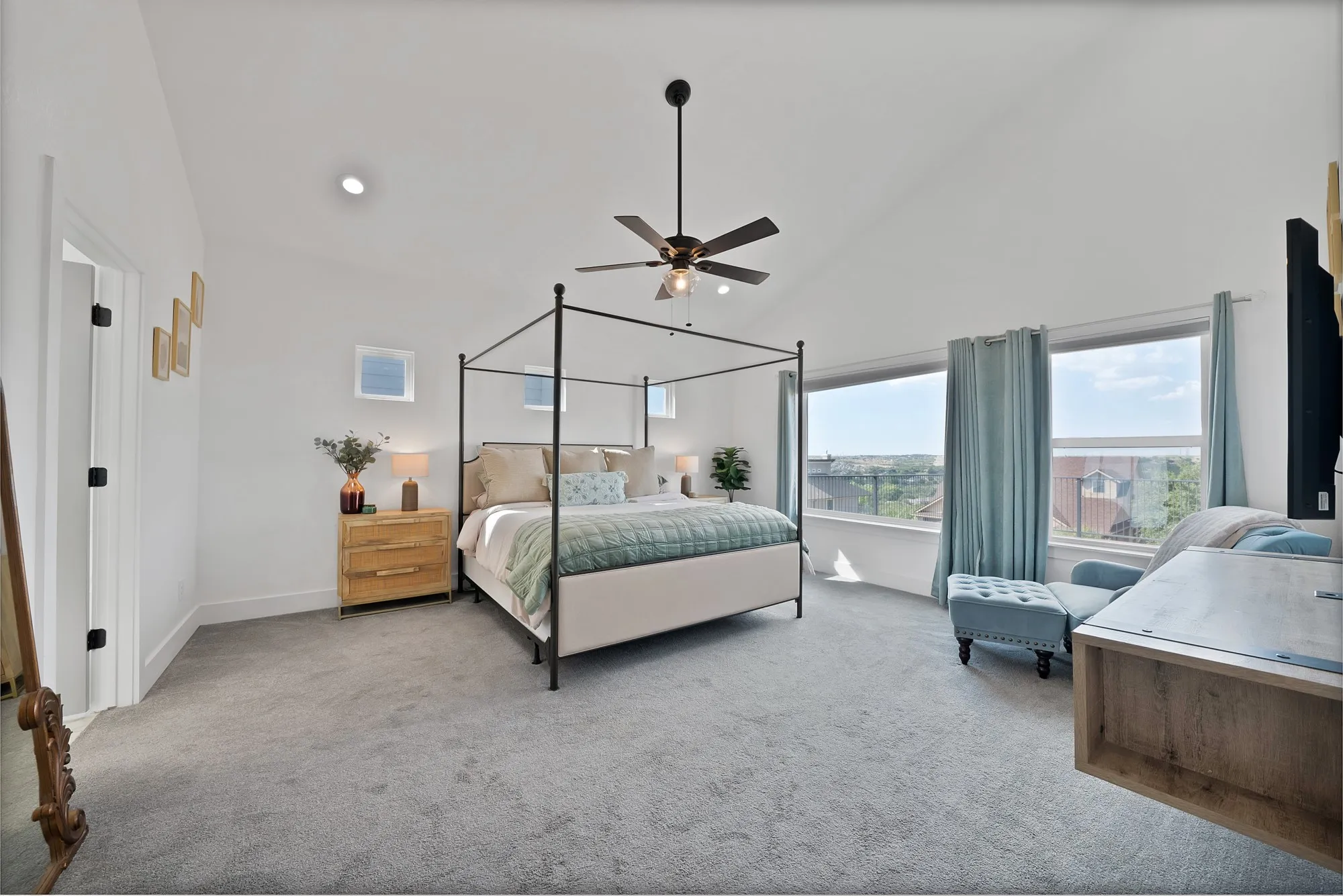 Single Family Residence For Sale in Tarrant County , 9037 Quarry Hill Court, Fort Worth, Texas 76179, 3 Bedroom, 3 Bathroom, 2 Garage spaces, 2,516 Sqft, built in 2020, mls#21384666, Real Estate Agent in Fort Worth, Homes For Sale in Tarrant county, Homes For Sale in Fort Worth, Realtor in Fort Worth Texas, Real Estate Brokerage Independent Realty Texas, Luminita Cordes Realtor