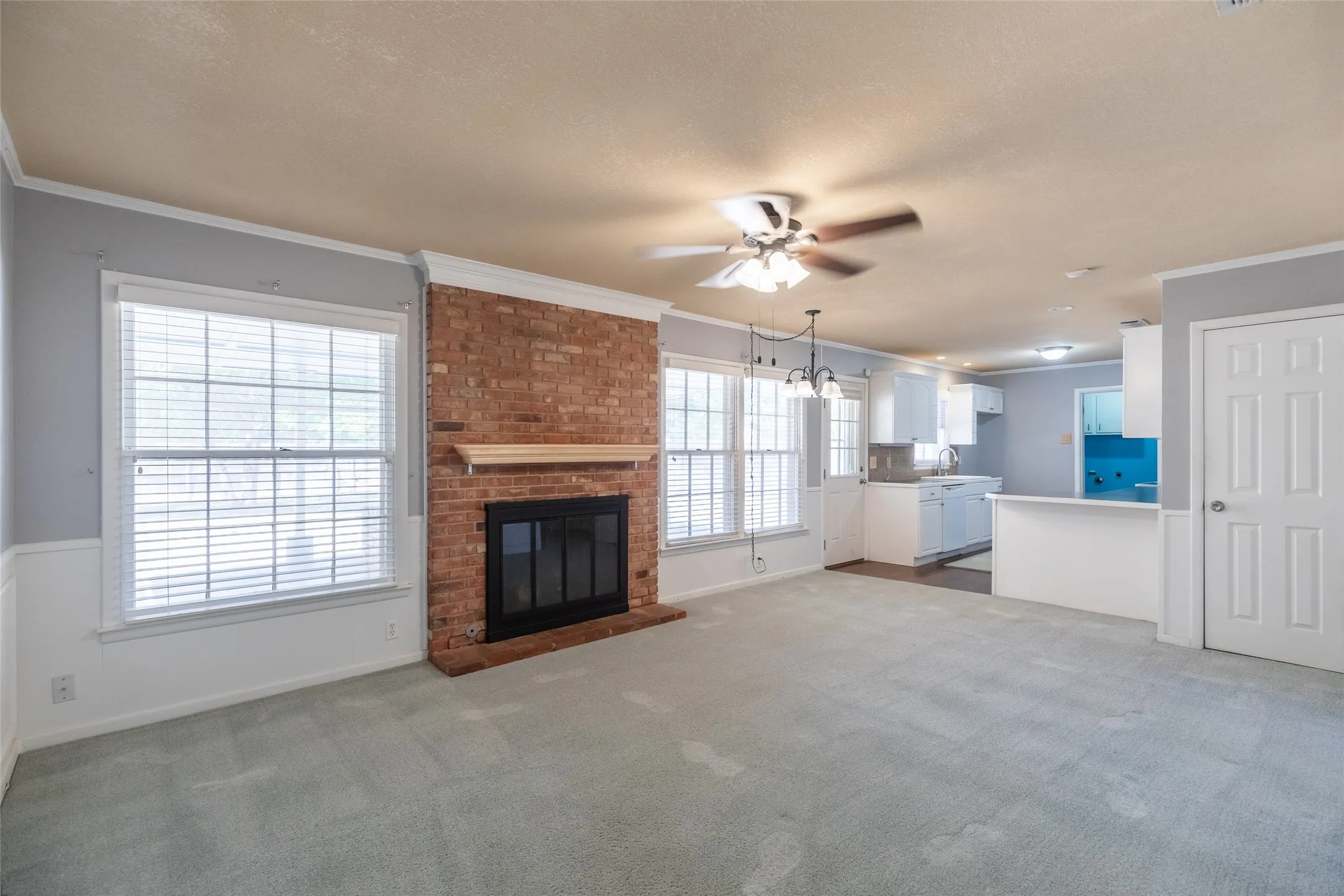 Single Family Residence For Sale in Taylor County , 1482 Minter Lane, Abilene, Texas 79603, 3 Bedroom, 2 Bathroom, 2 Garage spaces, 1,570 Sqft, built in 1957, mls#21384462, Real Estate Agent in Abilene, Homes For Sale in Taylor county, Homes For Sale in Abilene, Realtor in Abilene Texas, Real Estate Brokerage Independent Realty Texas, Luminita Cordes Realtor
