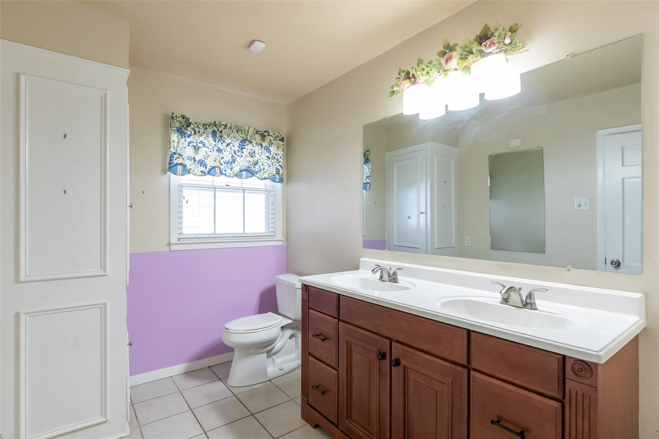 Single Family Residence For Sale in Taylor County , 1482 Minter Lane, Abilene, Texas 79603, 3 Bedroom, 2 Bathroom, 2 Garage spaces, 1,570 Sqft, built in 1957, mls#21384462, Real Estate Agent in Abilene, Homes For Sale in Taylor county, Homes For Sale in Abilene, Realtor in Abilene Texas, Real Estate Brokerage Independent Realty Texas, Luminita Cordes Realtor