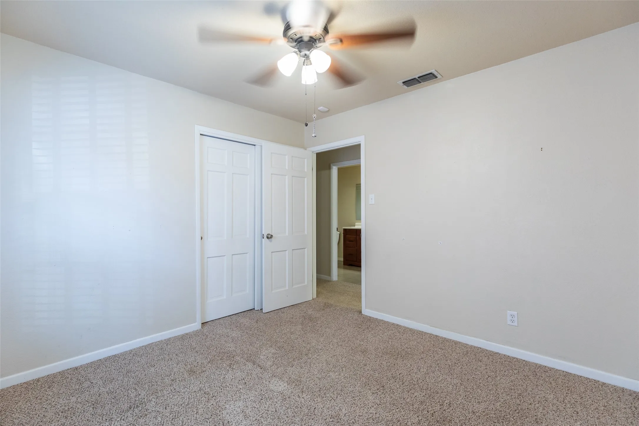 Single Family Residence For Sale in Taylor County , 1482 Minter Lane, Abilene, Texas 79603, 3 Bedroom, 2 Bathroom, 2 Garage spaces, 1,570 Sqft, built in 1957, mls#21384462, Real Estate Agent in Abilene, Homes For Sale in Taylor county, Homes For Sale in Abilene, Realtor in Abilene Texas, Real Estate Brokerage Independent Realty Texas, Luminita Cordes Realtor