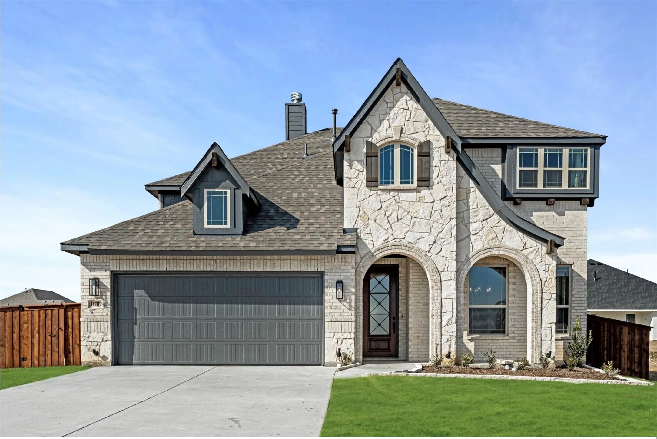 Single Family Residence For Sale in Johnson County , 11709 Flathead Court, Godley, Texas 76044, 5 Bedroom, 4 Bathroom, 2 Garage spaces, 3,121 Sqft, built in 2024, mls#21384898, Real Estate Agent in Godley, Homes For Sale in Johnson county, Homes For Sale in Godley, Realtor in Godley Texas, Real Estate Brokerage Independent Realty Texas, Luminita Cordes Realtor
