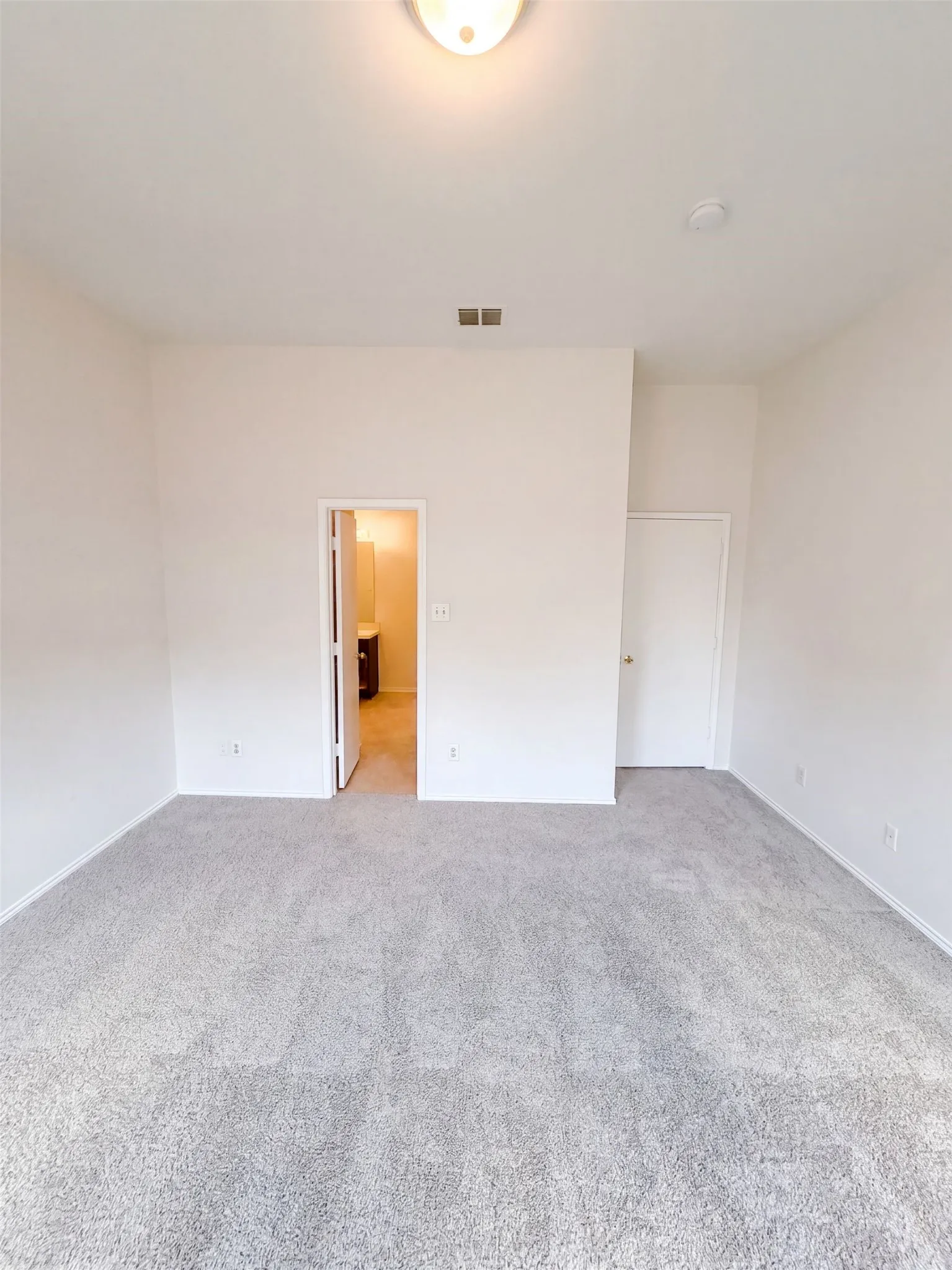 Single Family Residence For Sale in Denton County , 1910 Tawakani Lane, Little Elm, Texas 75068, 3 Bedroom, 2 Bathroom, 2 Garage spaces, 1,958 Sqft, built in 2002, mls#21384906, Real Estate Agent in Little Elm, Homes For Sale in Denton county, Homes For Sale in Little Elm, Realtor in Little Elm Texas, Real Estate Brokerage Independent Realty Texas, Luminita Cordes Realtor