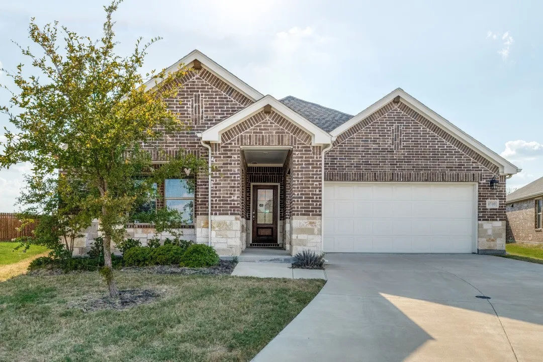 Single Family Residence For Sale in Collin County , 4700 Shamrock Hill Lane, Princeton, Texas 75071, 4 Bedroom, 3 Bathroom, 2 Garage spaces, 2,059 Sqft, built in 2024, mls#21382728, Real Estate Agent in Princeton, Homes For Sale in Collin county, Homes For Sale in Princeton, Realtor in Princeton Texas, Real Estate Brokerage Independent Realty Texas, Luminita Cordes Realtor