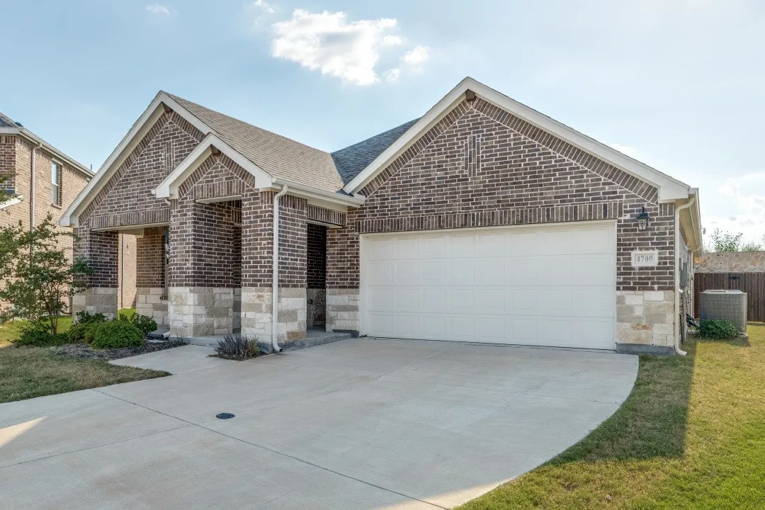Single Family Residence For Sale in Collin County , 4700 Shamrock Hill Lane, Princeton, Texas 75071, 4 Bedroom, 3 Bathroom, 2 Garage spaces, 2,059 Sqft, built in 2024, mls#21382728, Real Estate Agent in Princeton, Homes For Sale in Collin county, Homes For Sale in Princeton, Realtor in Princeton Texas, Real Estate Brokerage Independent Realty Texas, Luminita Cordes Realtor