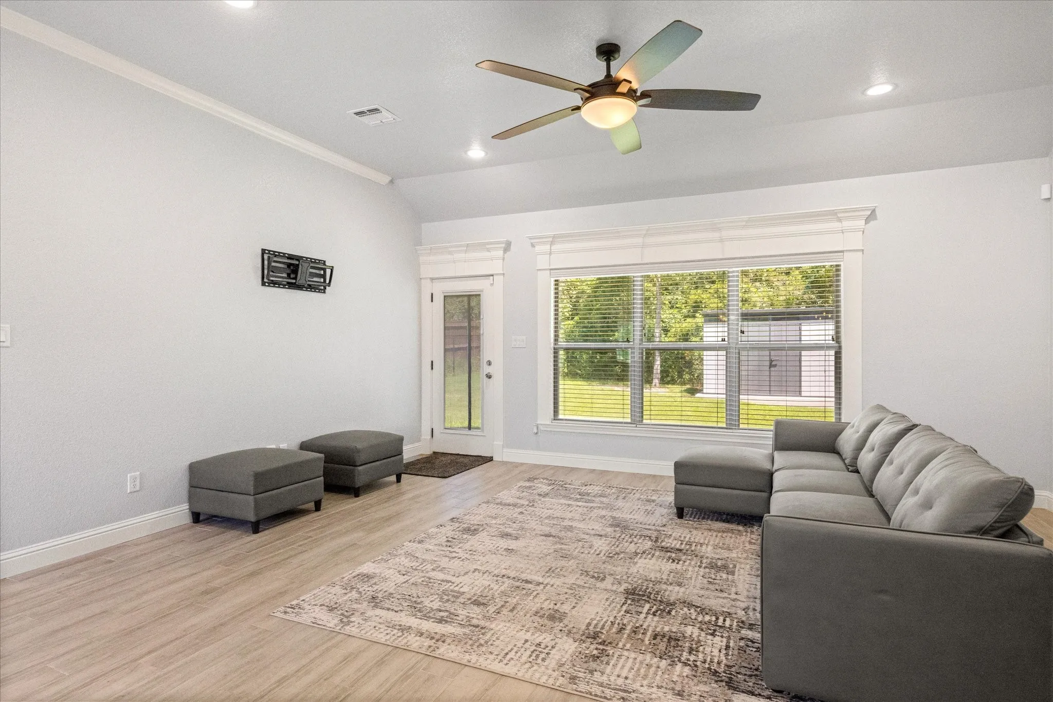 Single Family Residence For Rent in Hood County , 2206 Navasota Street, Granbury, Texas 76048, 3 Bedroom, 2 Bathroom, 2 Garage spaces, 1,432 Sqft, built in 2020, mls#21384911, Real Estate Agent in Granbury, Homes For Rent in Hood county, Homes For Rent in Granbury, Realtor in Granbury Texas, Real Estate Brokerage Independent Realty Texas, Luminita Cordes Realtor