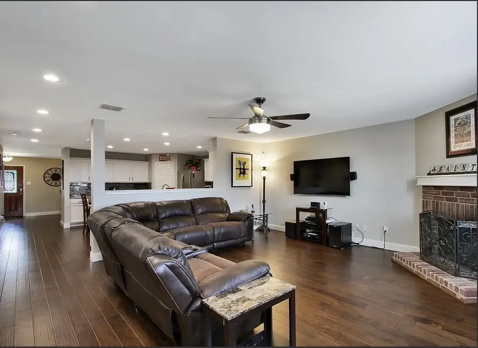 Single Family Residence For Rent in Collin County , 1007 Shelborn Drive, Allen, Texas 75002, 5 Bedroom, 3 Bathroom, 2 Garage spaces, 3,557 Sqft, built in 2007, mls#21384892, Real Estate Agent in Allen, Homes For Rent in Collin county, Homes For Rent in Allen, Realtor in Allen Texas, Real Estate Brokerage Independent Realty Texas, Luminita Cordes Realtor